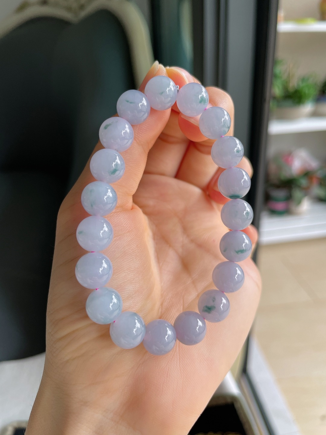 ️，缅甸天然翡翠A货，冰飘花手串，尺寸：9.8mm。【编4589】