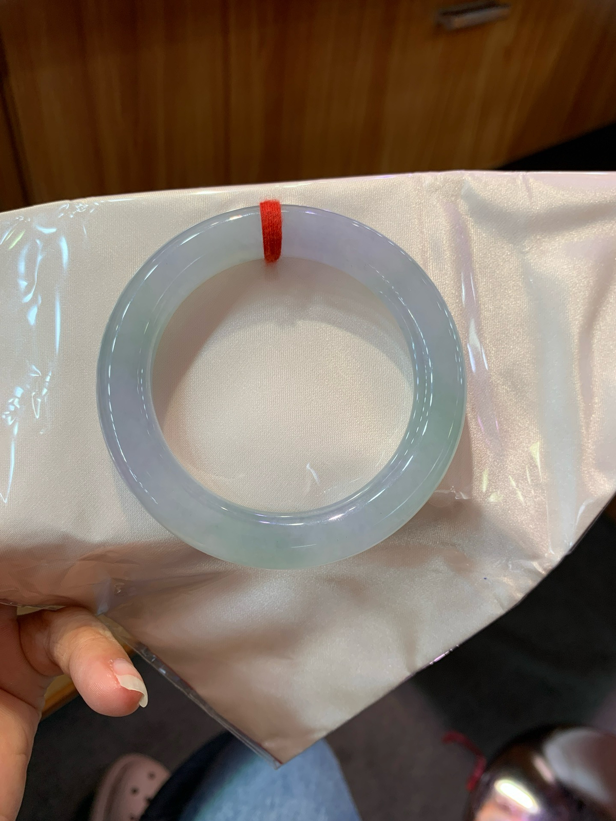 幻彩圆条
尺寸：56.3-11
无裂，下雨天颜色没拍出来，室内比较接近实物