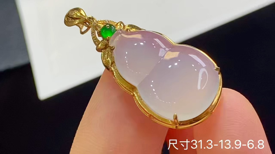 ️18k金+钻葫芦吊坠，无裂，31.3-13.9-6.8