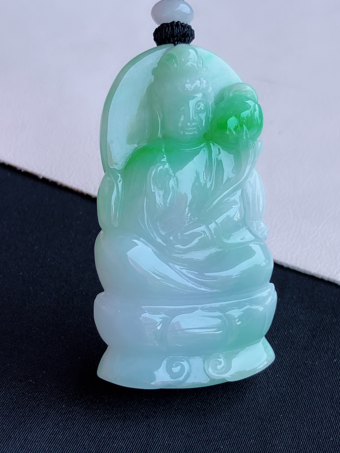 冰飘绿大势至菩萨，细腻精致，尺寸53.6/30/9/自然光实拍