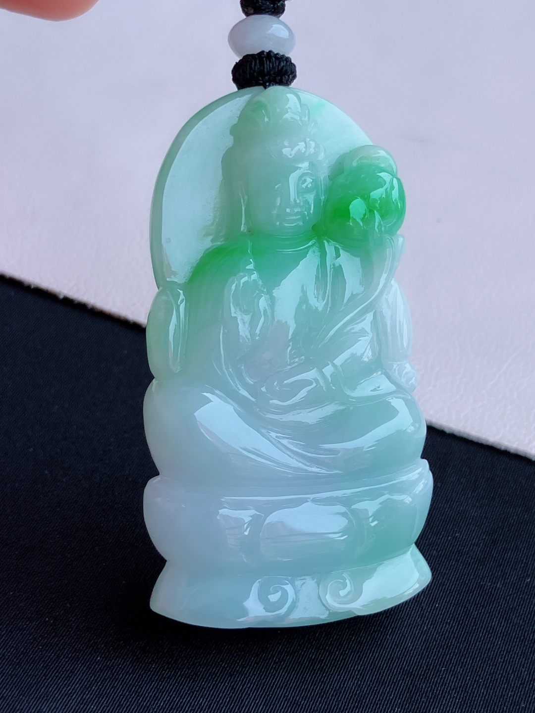 冰飘绿大势至菩萨，细腻精致，尺寸53.6/30/9/自然光实拍
