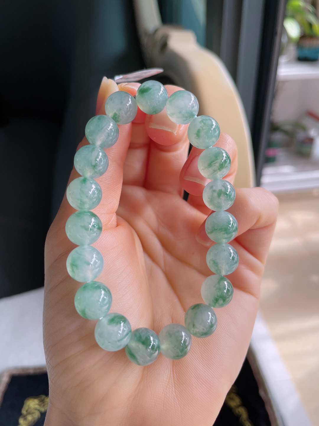 ️，缅甸天然翡翠A货，冰飘花手串，尺寸：10mm。【编3720】