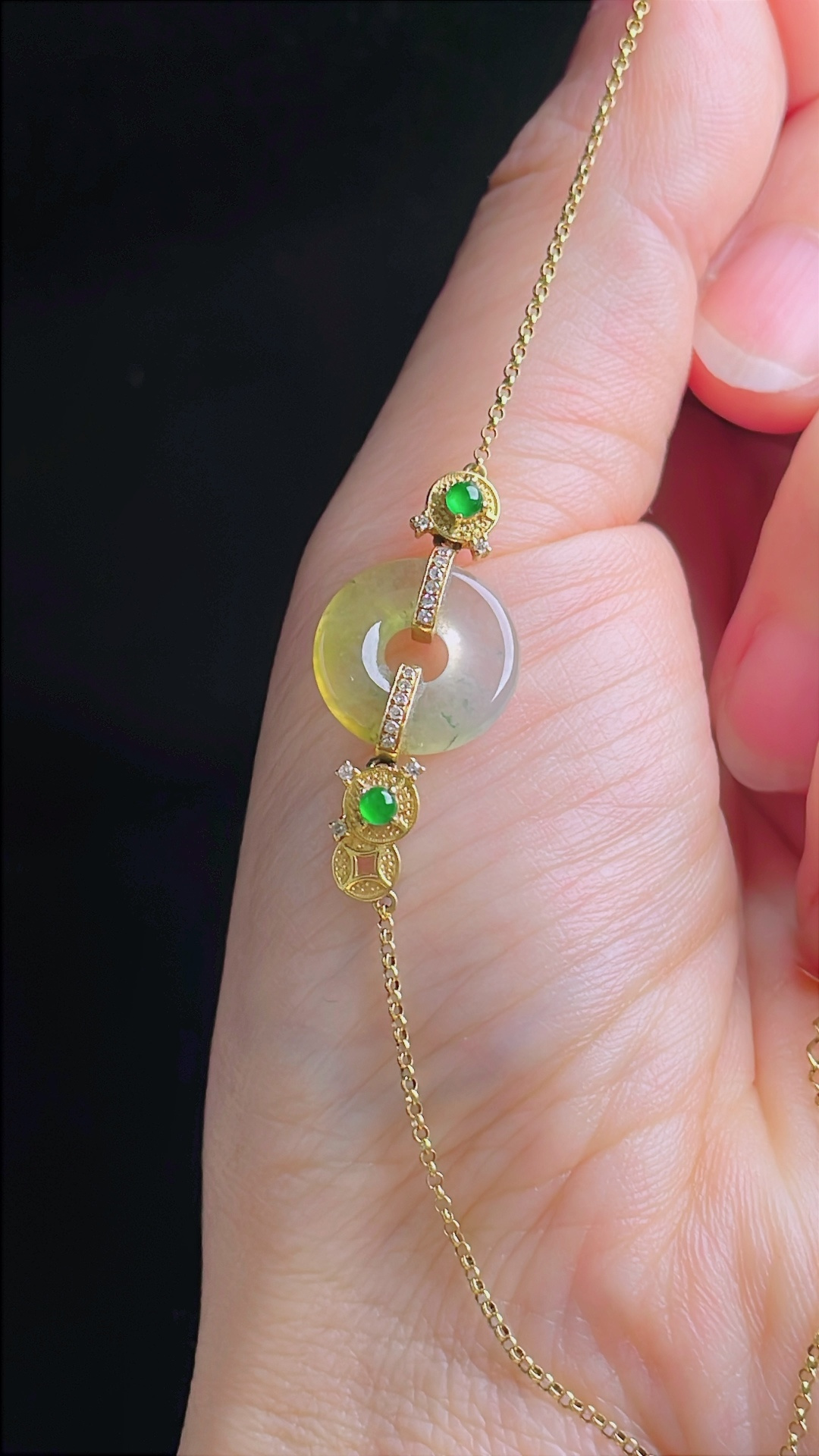 冰黄手链，18k镶嵌，老种起光，细底通透，尺寸：裸石13.3/3mm0831