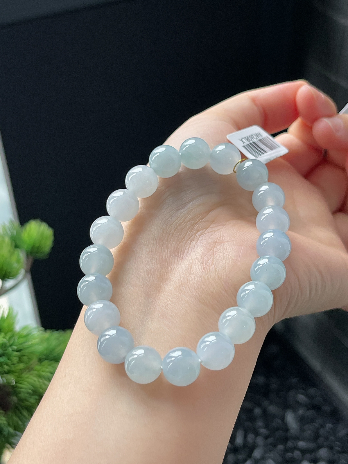 翡翠冰糯种淡蓝色手链