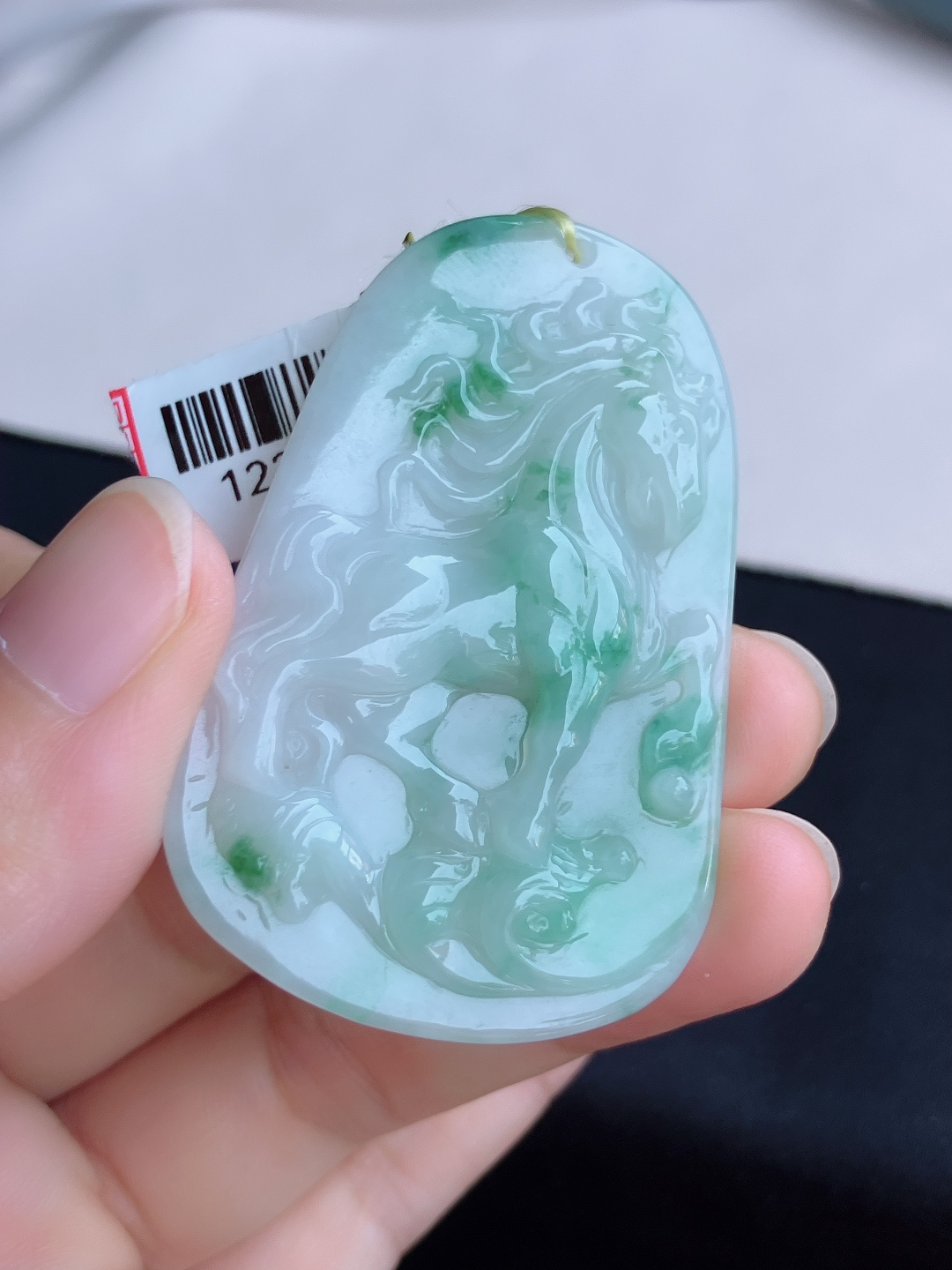️冰飘花生肖马牌，细腻精致，尺寸54.4/35.8/5/自然光实拍