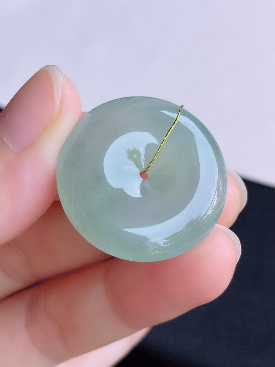 底色平安扣，晶莹剔透，尺寸28.5/6/自然光实拍
