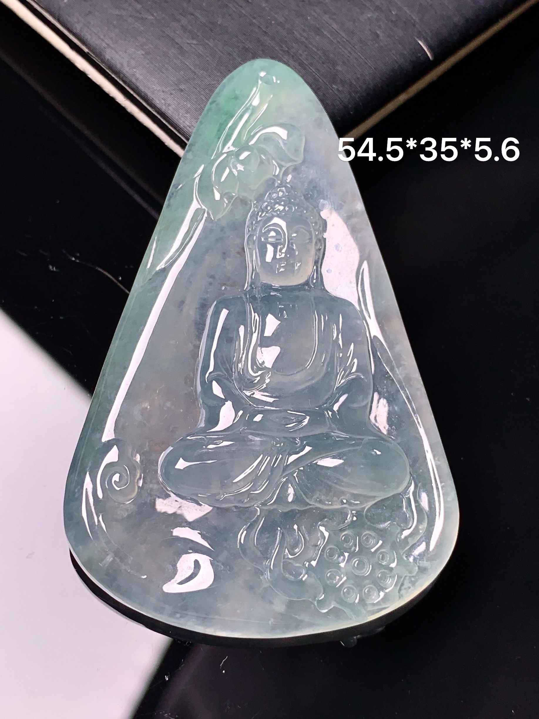冰种观音菩萨吊坠 玉质细腻 色泽艳丽清新 水润亮眼 整体尺寸54.5*35*5.6 a8