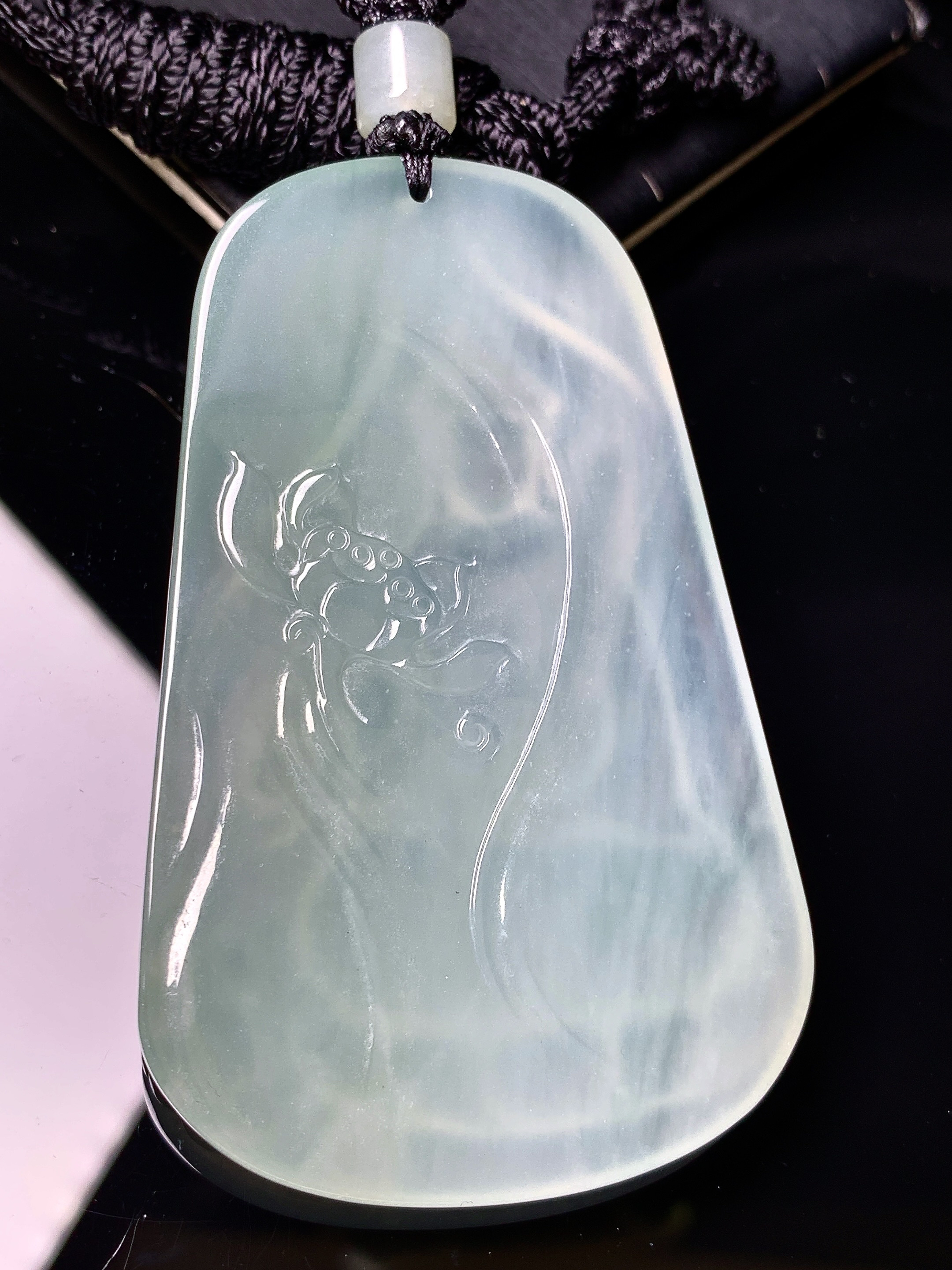 冰种度母观音菩萨吊坠 玉质细腻 色泽艳丽清新 水润亮眼 整体尺寸65.8*41*5.5 L1