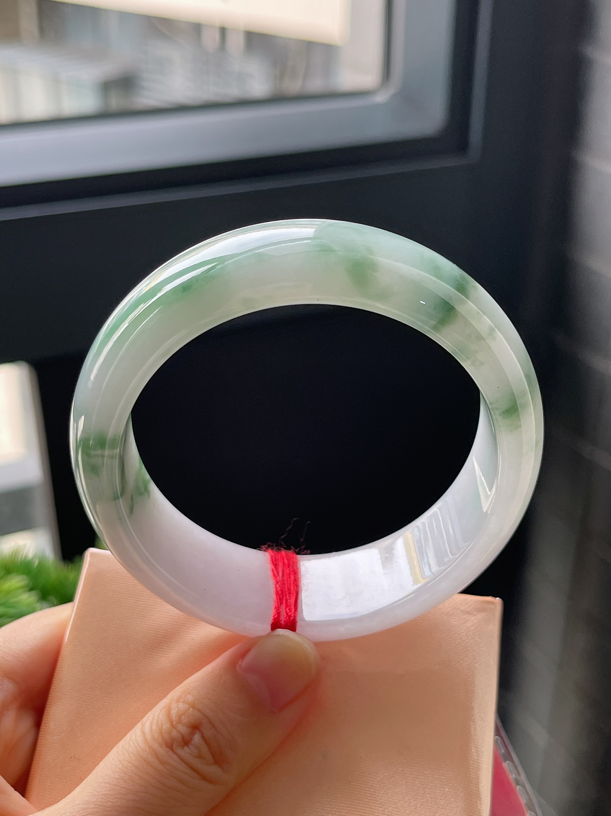 圈口58，冰糯种飘花宽版翡翠正圈手镯