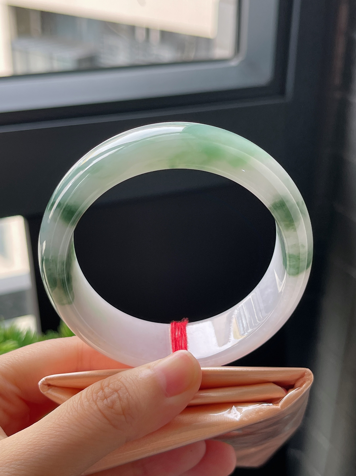 圈口58，冰糯种飘花宽版翡翠正圈手镯9.1