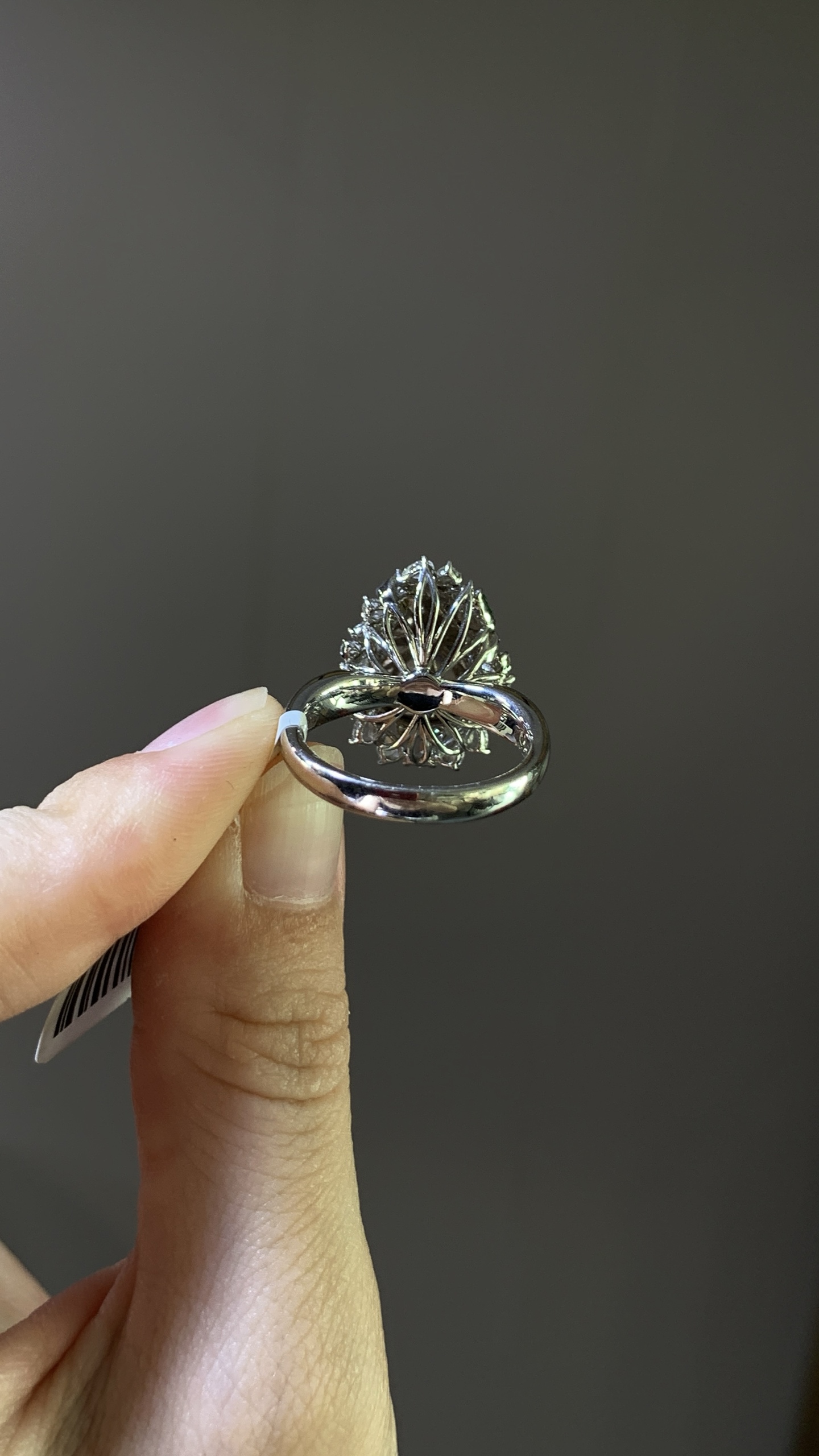 ️【18k金镶嵌葫芦戒指】冰润水透，种老细腻起荧，尺寸：圈口：13.5，成品：19.3*15*11.2，裸石：12.4*9*3.3,c82830