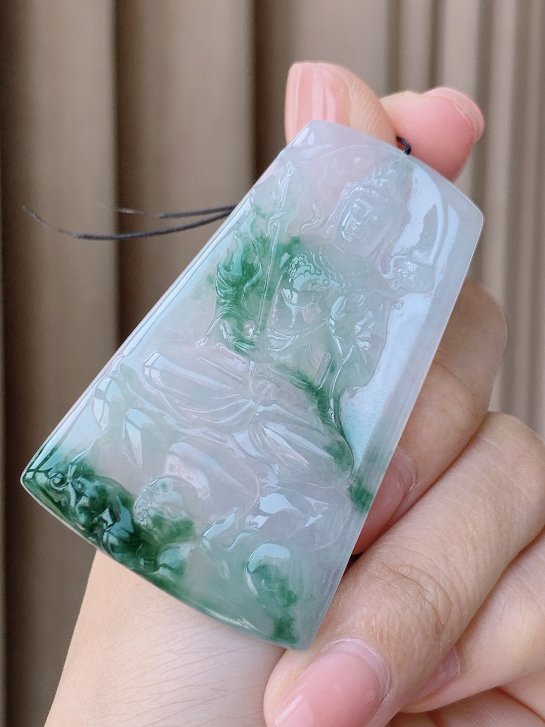 冰飘花虚空藏菩萨牌吊坠,性比高,无裂,底子细腻