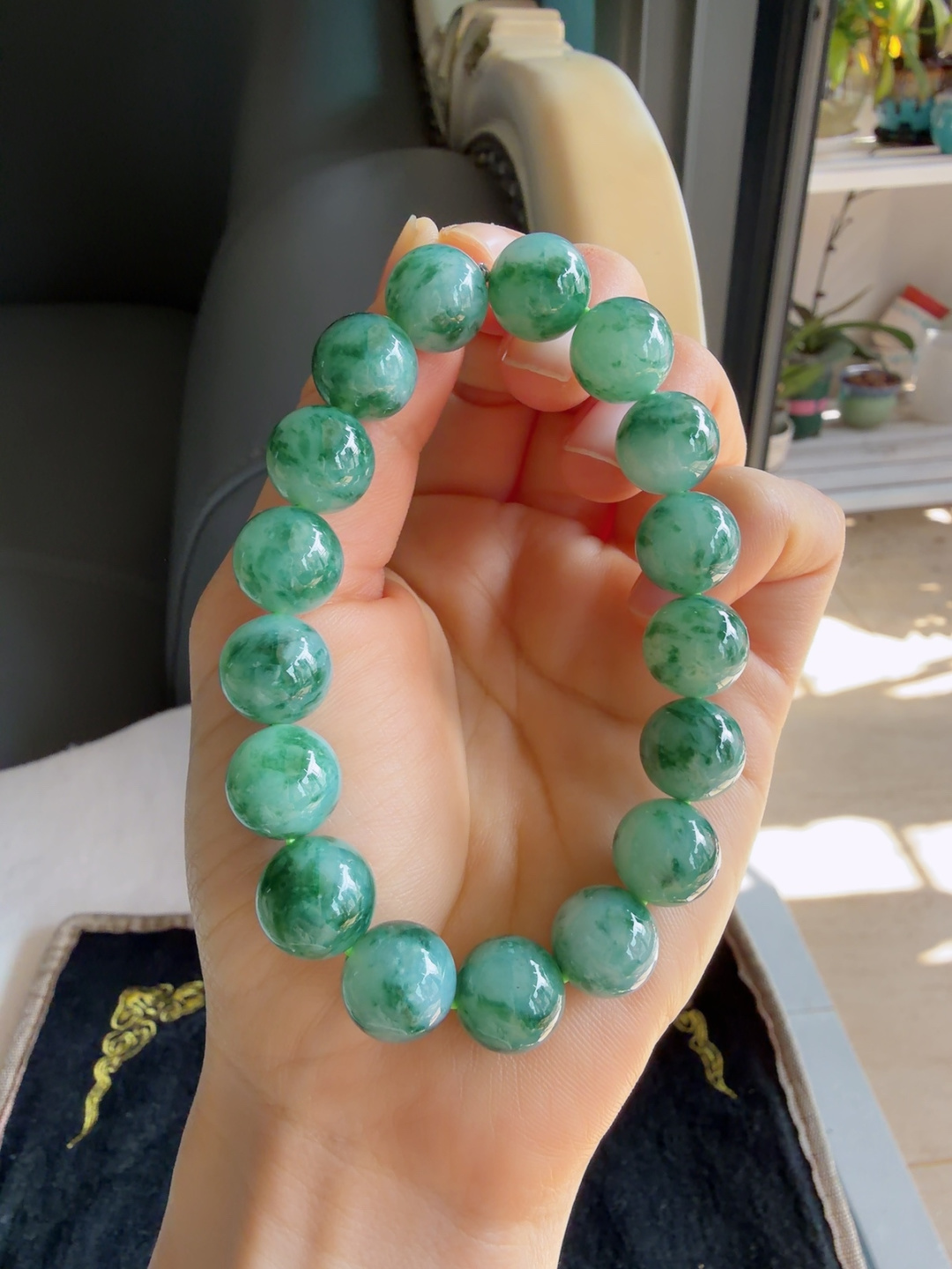 缅甸天然翡翠A货，冰飘花手链，尺寸：12mm。【编3586】