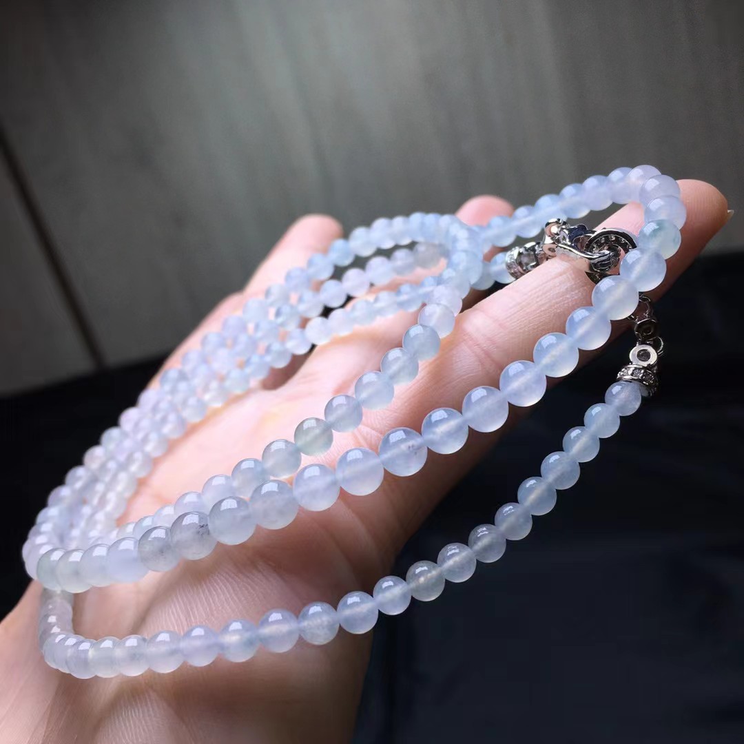 冰种珠链，卡5.2～4.2mm，145颗，种好，玉质细腻，均匀，冰透水润，颗颗精选
