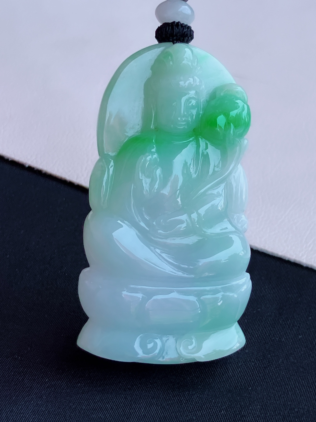 冰飘绿大势至菩萨，细腻精致，尺寸53.6/30/9/自然光实拍