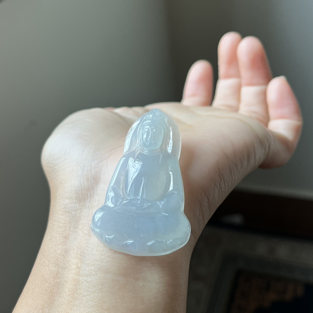 3号，冰种浅蓝水大观音吊坠，种水好，饱满厚庄，冰透无裂，尺寸51×32.5×6.1，超值