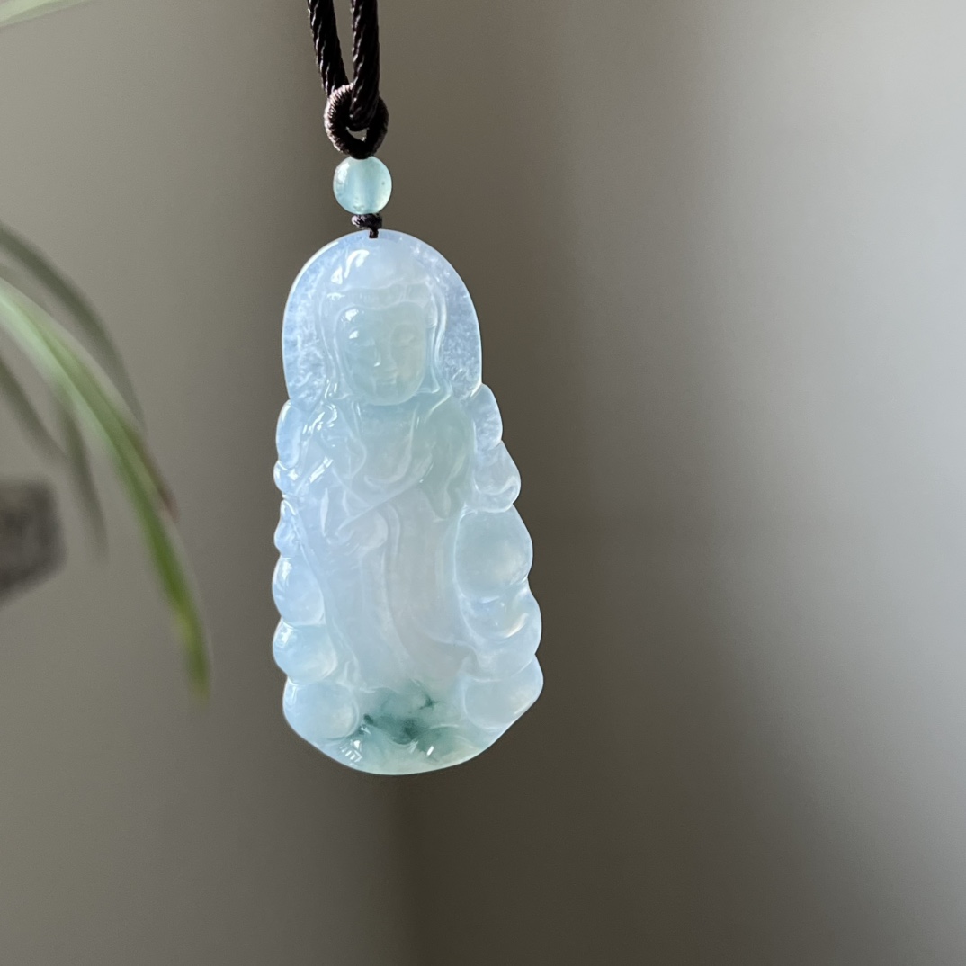 冰飘花大观音吊坠，种水好，大件霸气，无裂，尺寸55×27.2×6.3，超值