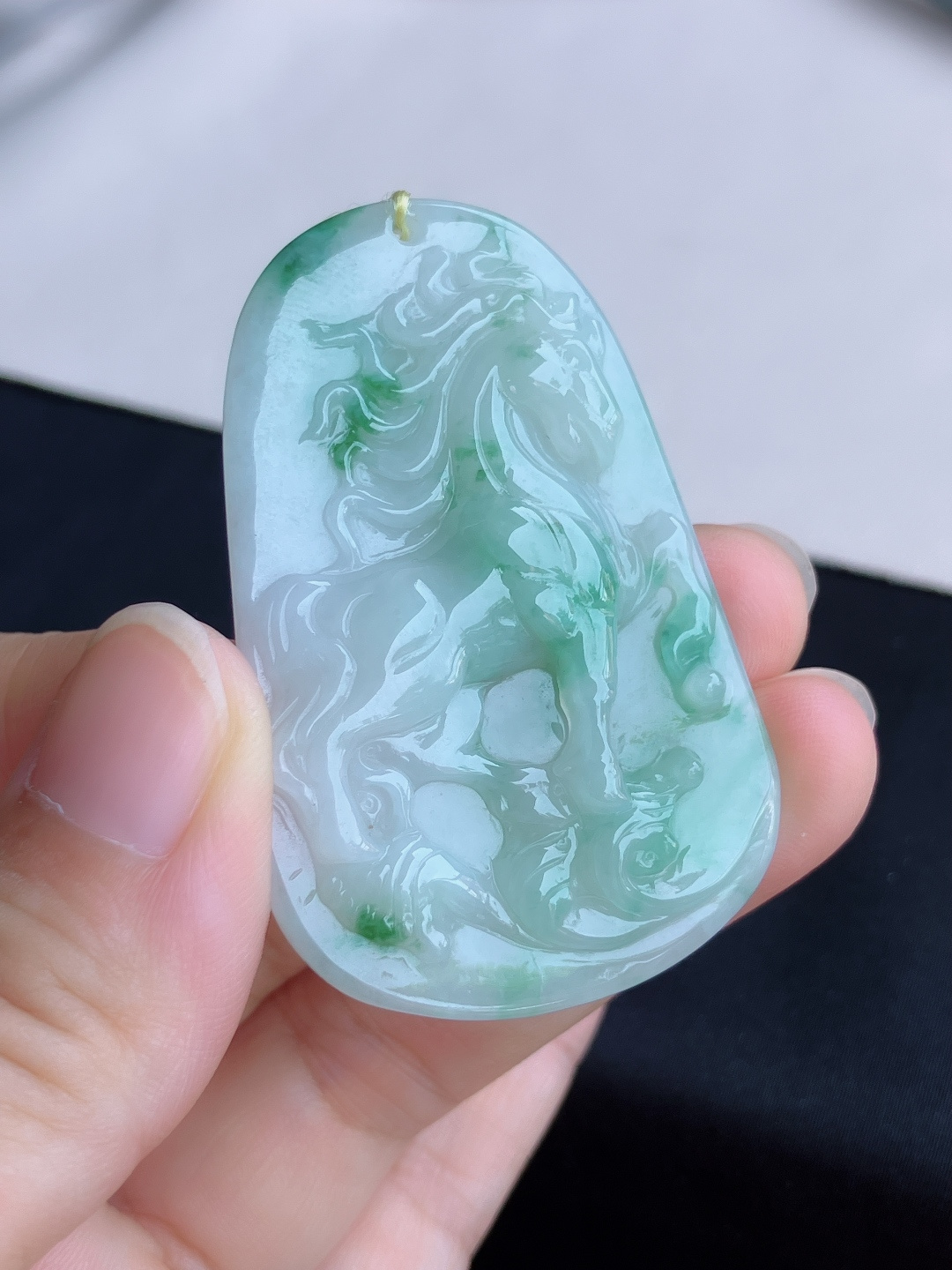 ️冰飘花生肖马牌，细腻精致，尺寸54.4/35.8/5/自然光实拍