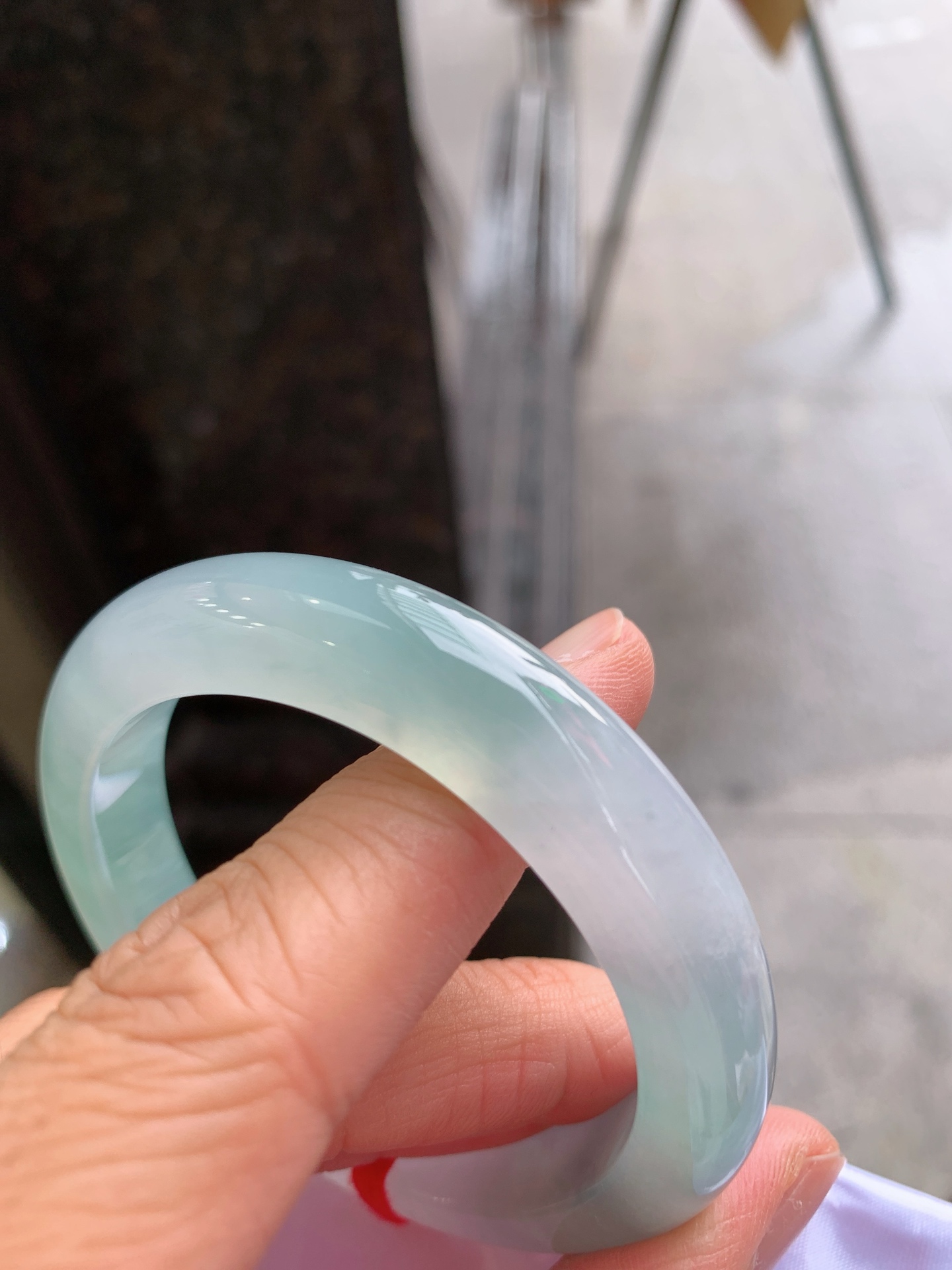 正圈冰飘绿 微细纹 尺寸：55.6/11.5/9.2 冰润