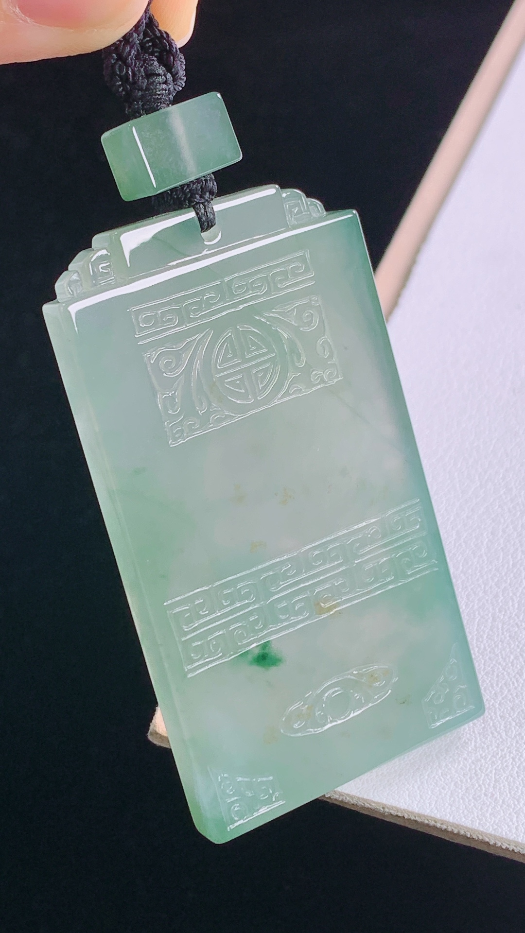 冰飘花仿古牌，花色灵动，水润清爽，无裂，尺寸:58.7-32.7-5.6mm，29