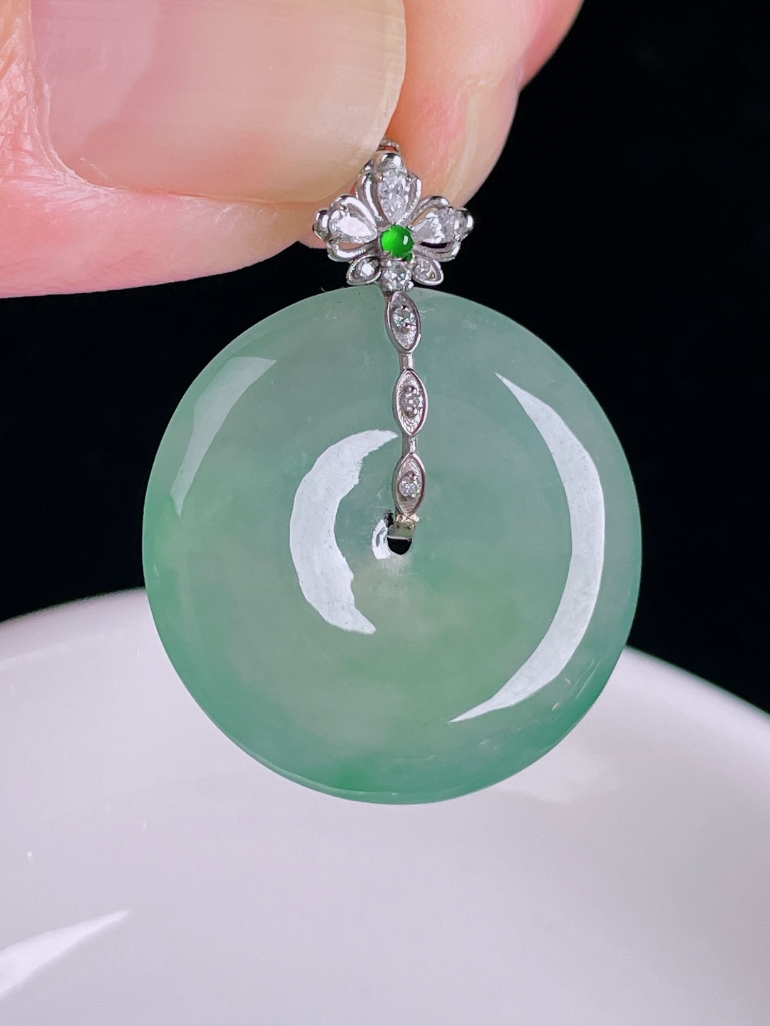 ️冰种平安扣，18k镶嵌，老种起光，细底通透，尺寸：30裸石24/4.4mm0901