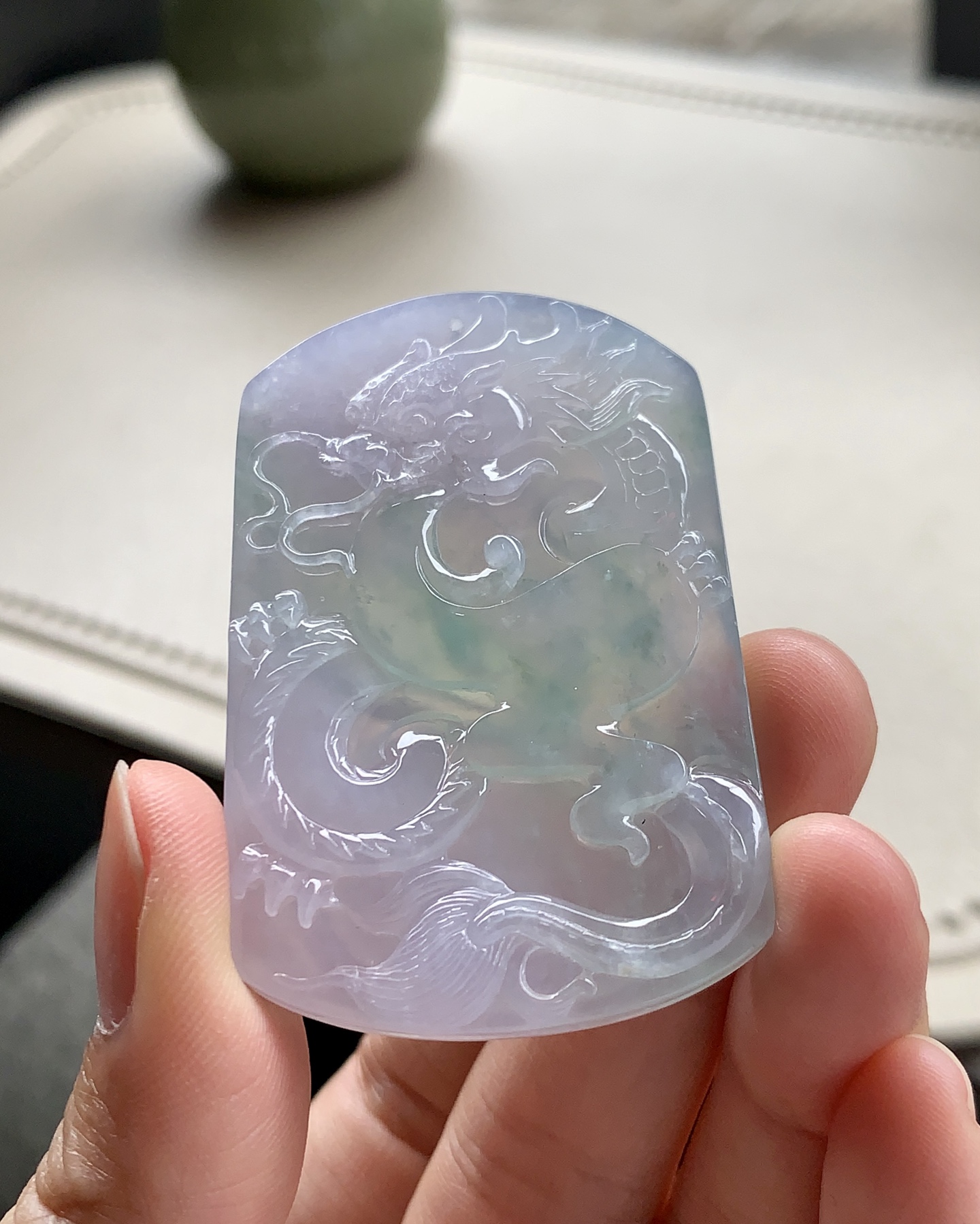 春彩龙牌，尺寸：54.5×35.6×6.2