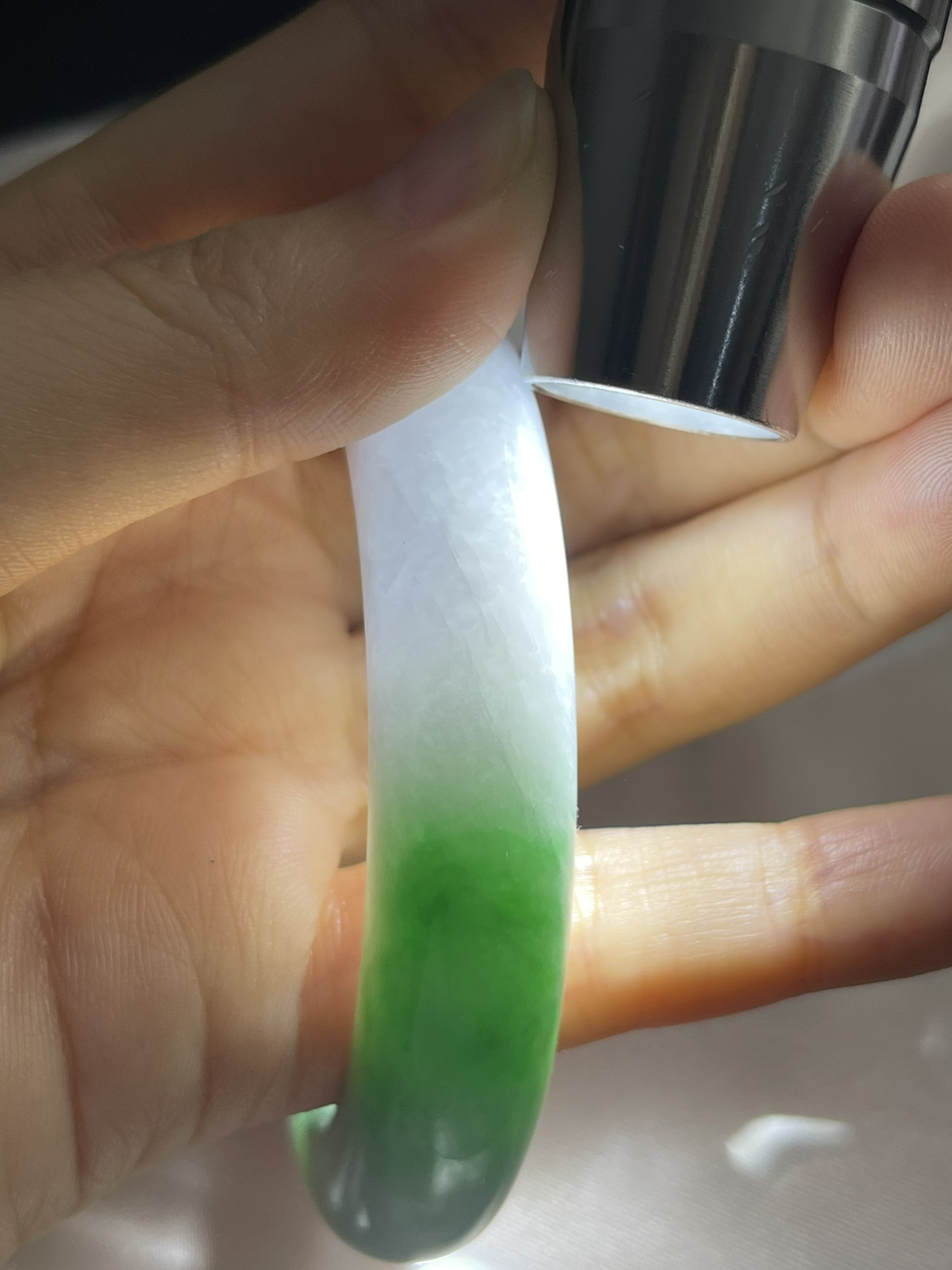 圈口51.8，糯化种飘绿翡翠正圈手镯9.2