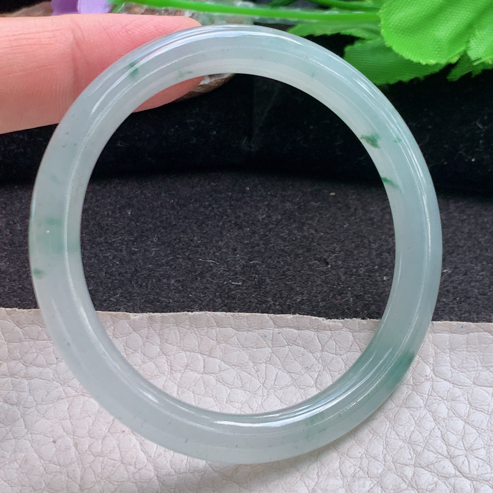 r自然光53.5*6.8*7.3叮当镯 缅甸翡翠a货玉手镯高品质冰飘花圆条玉手环