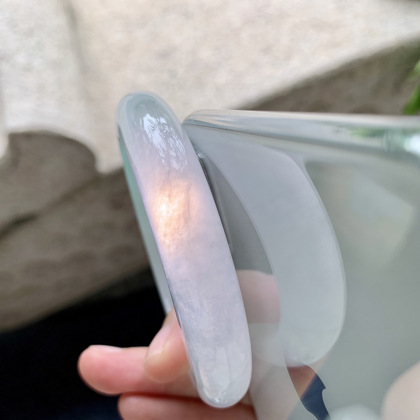 正圈53 54，圈口54/11.7/9，编码NK090234，描述冰飘绿，清透，水润，种老，细腻，打灯有棉絮