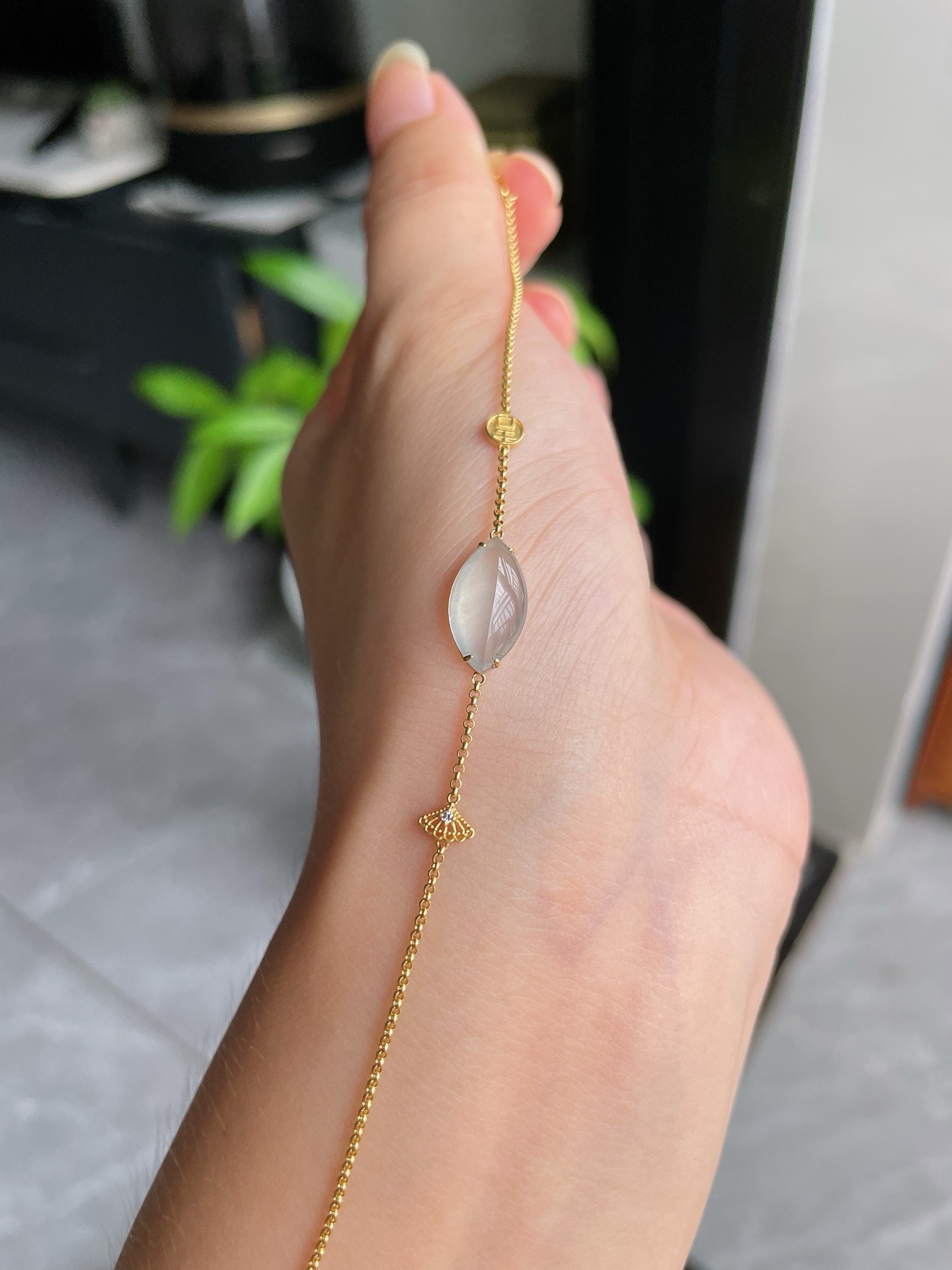 通体18k金镶设计款冰种翡翠手链,S21