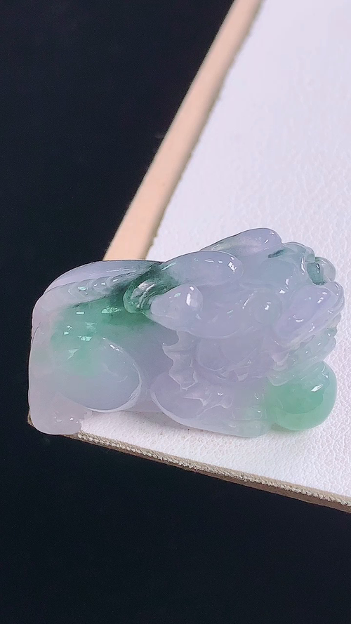 紫飘花貔貅，无裂，尺寸:34.4-14.9-21.3mm 29