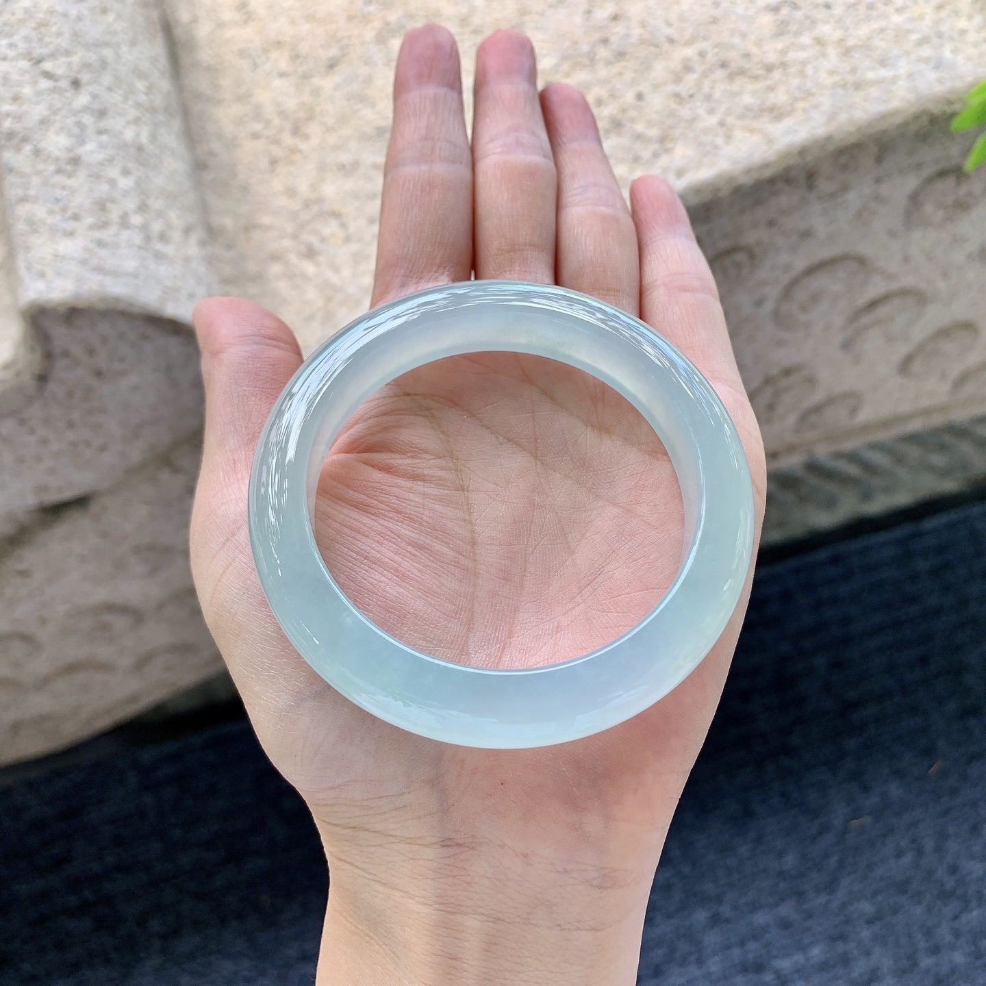 正圈55 55.5/11.8/9 A3090232 冰糯晴绿，水润，种老，细腻，打灯有棉线