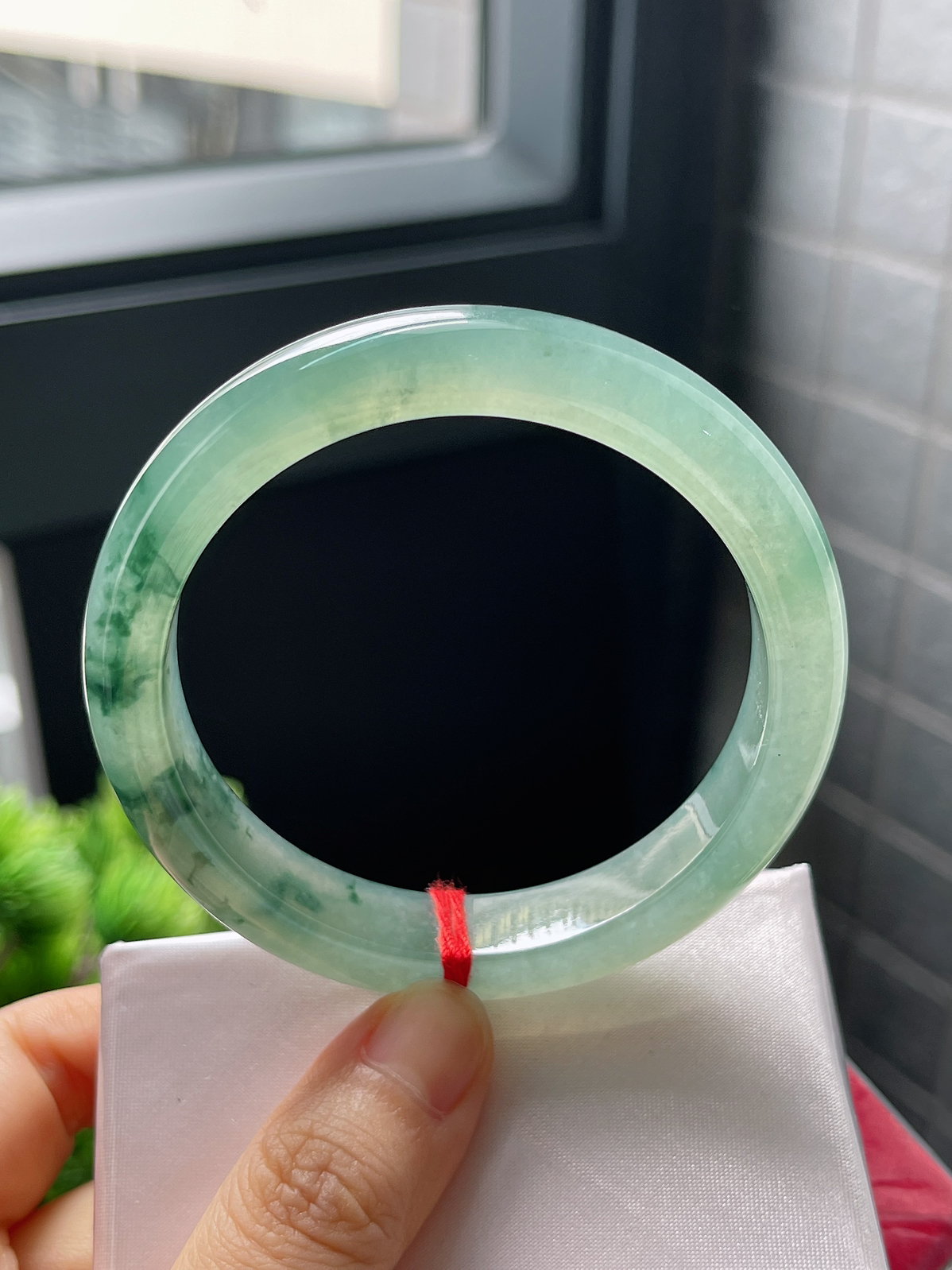 圈口55.9，冰糯种飘花灵动翡翠手镯正圈手镯9.2