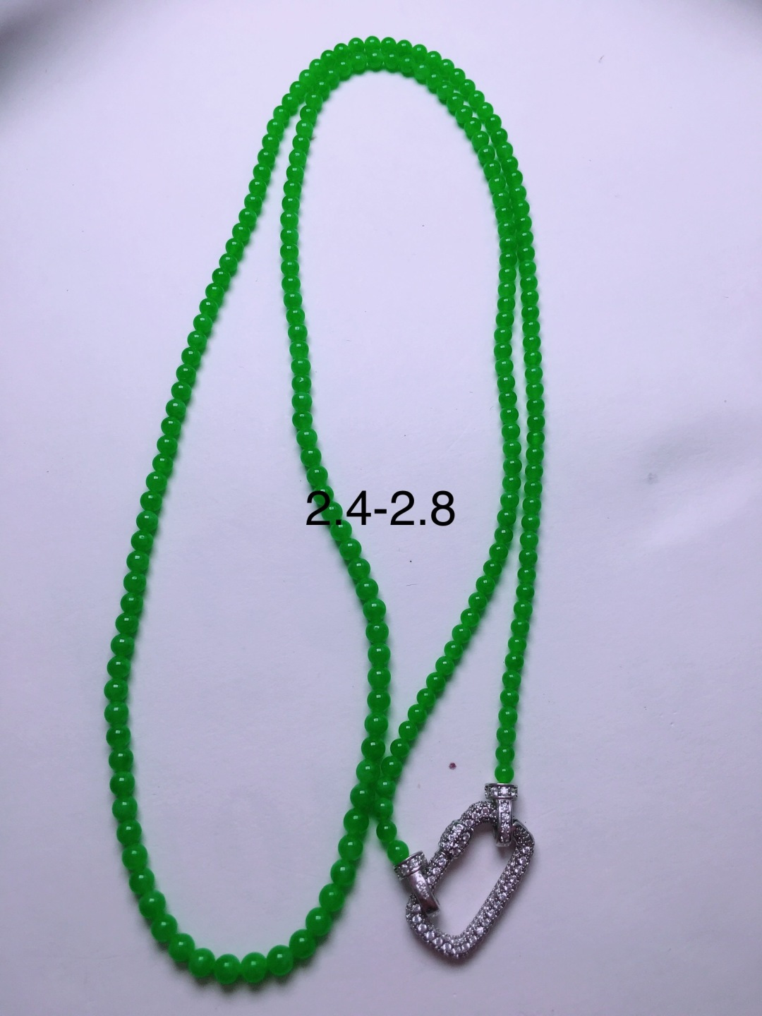高冰绿珠子项链，晶莹剔透，新颖时尚，2.4-2.8