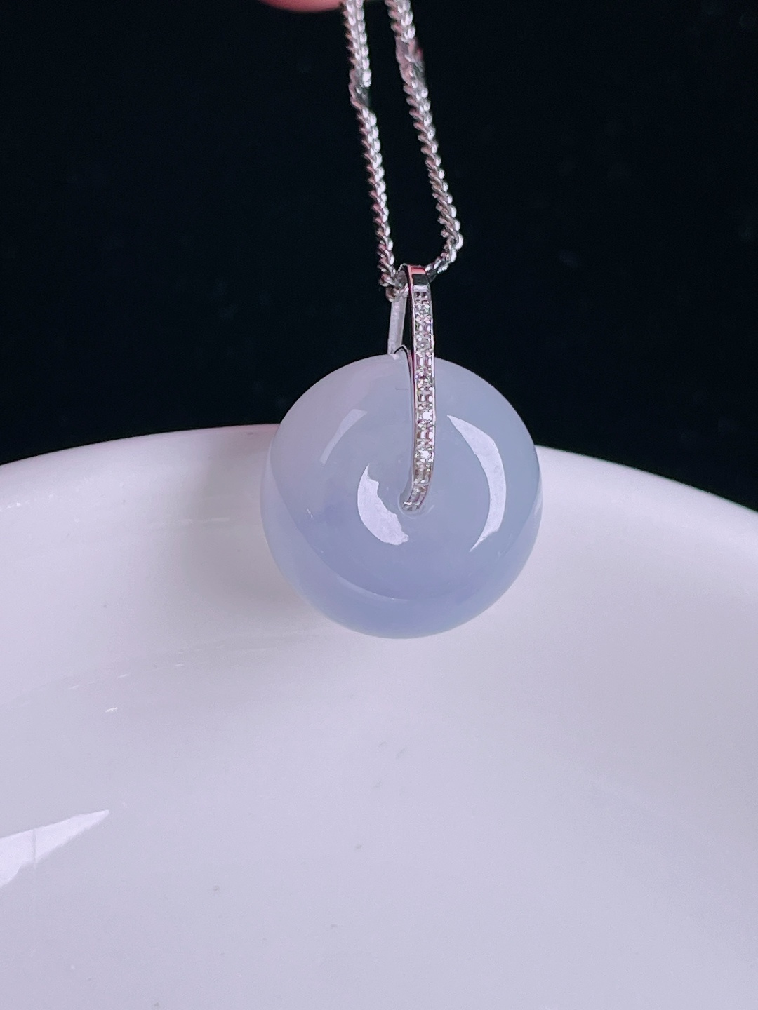 ️路路通，18k镶嵌，老种起光，细底通透，尺寸：裸石14/8.4mm0901