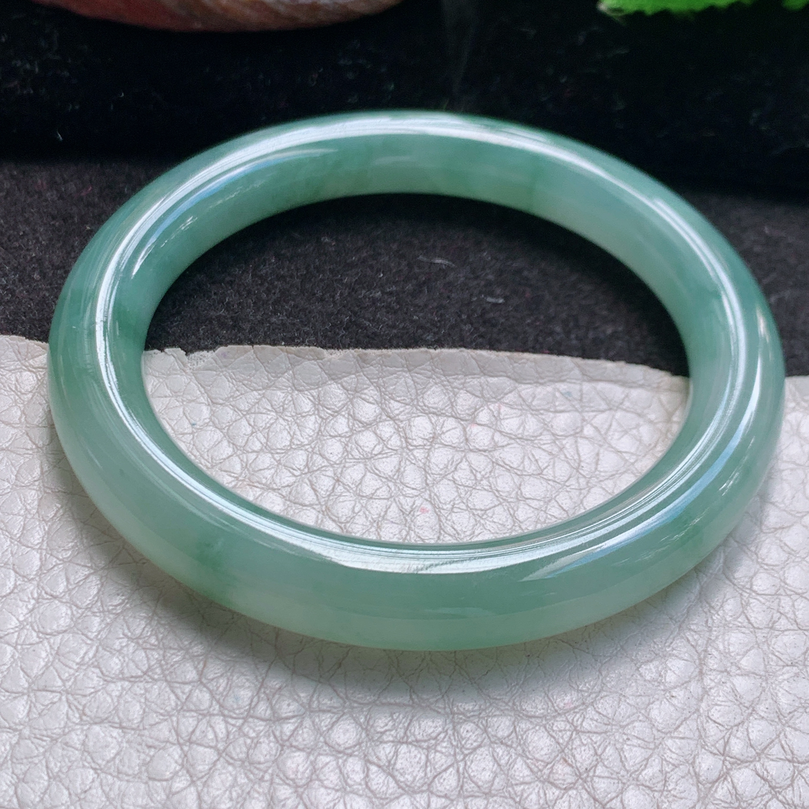 n小圈口52*8.8*8.7叮当镯 缅甸翡翠a货玉手镯高品质冰飘花圆条美人镯