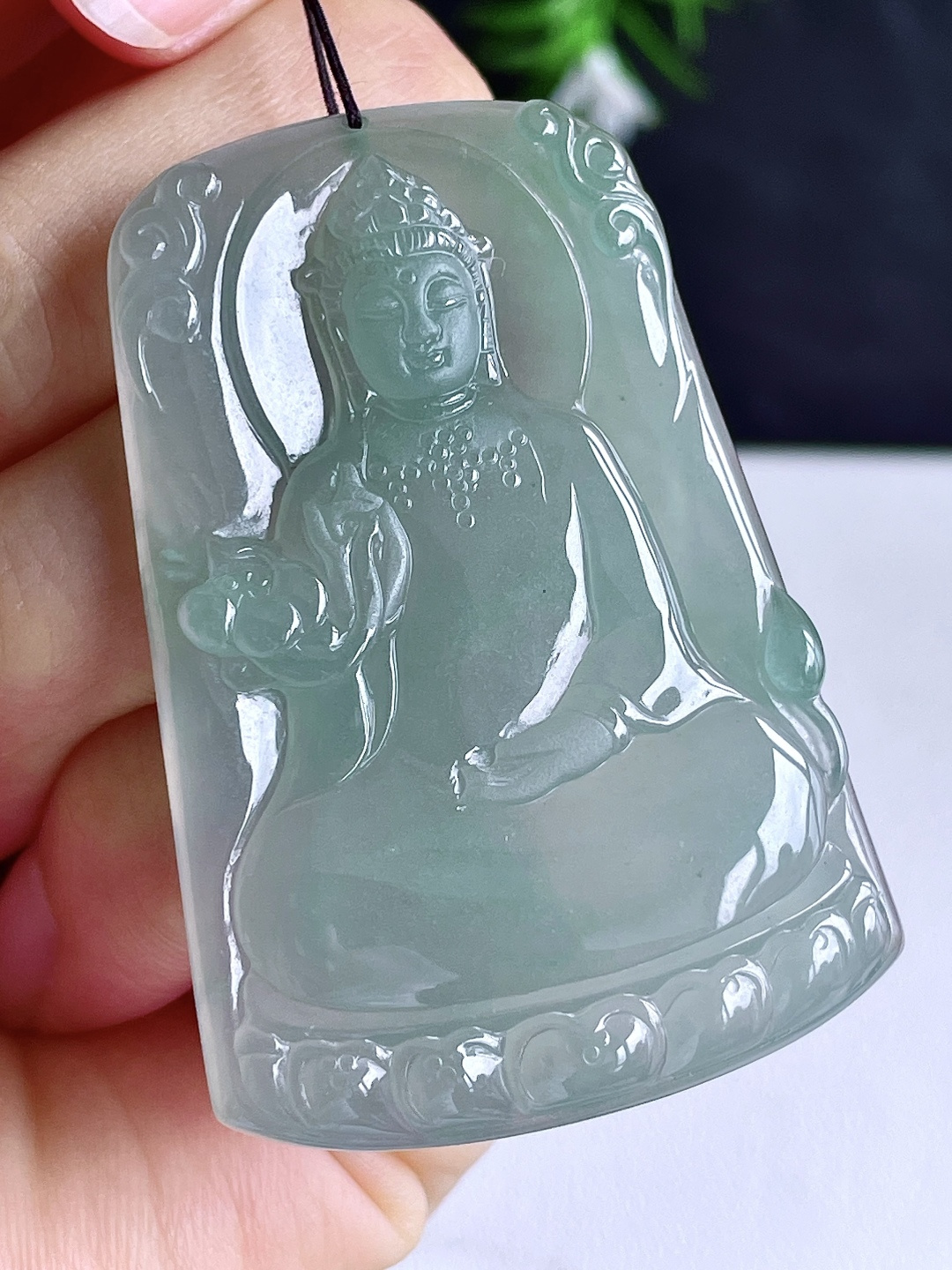 冰晴绿大势至菩萨持莲观音牌吊坠,性比高