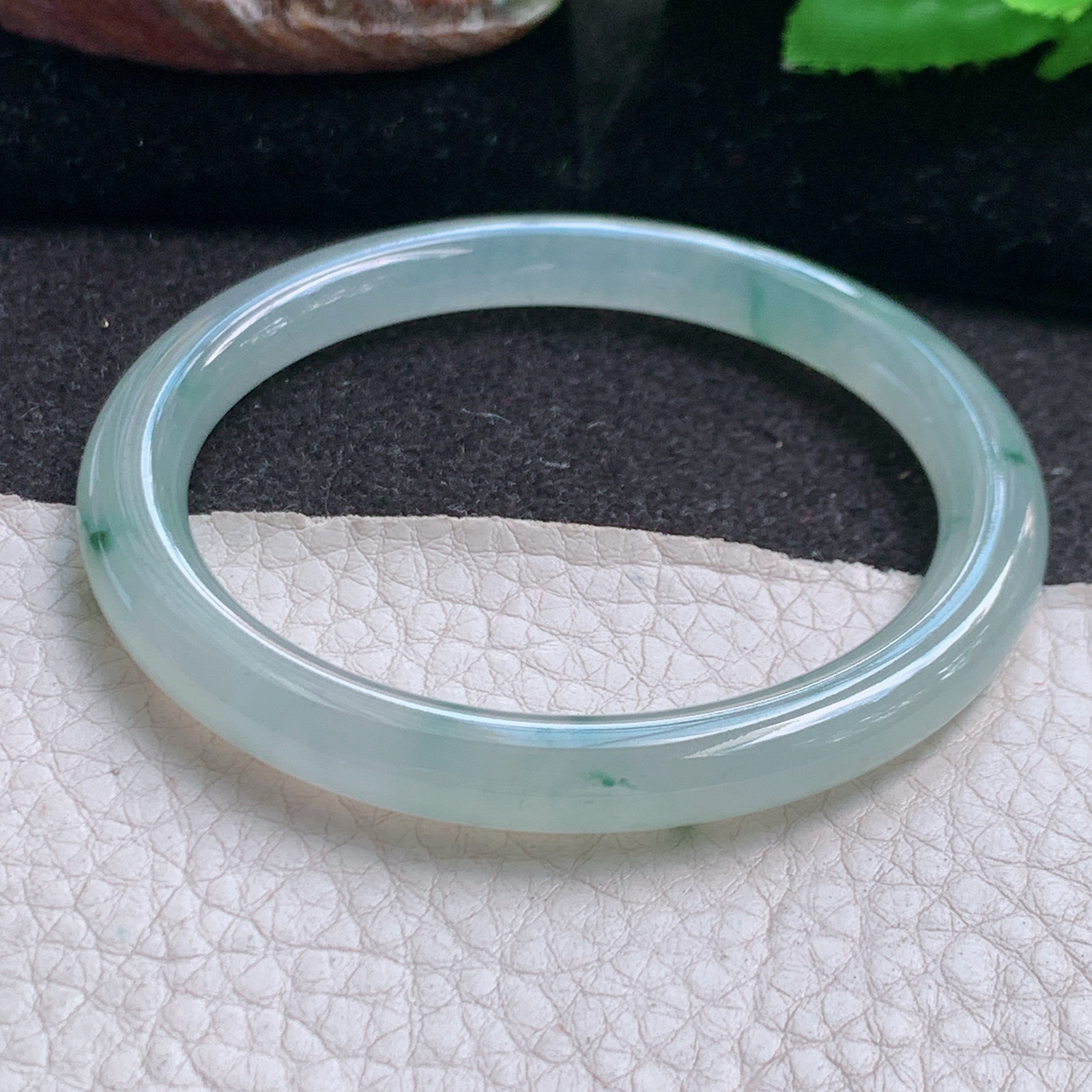 r自然光53.5*6.8*7.3叮当镯 缅甸翡翠a货玉手镯高品质冰飘花圆条玉手环