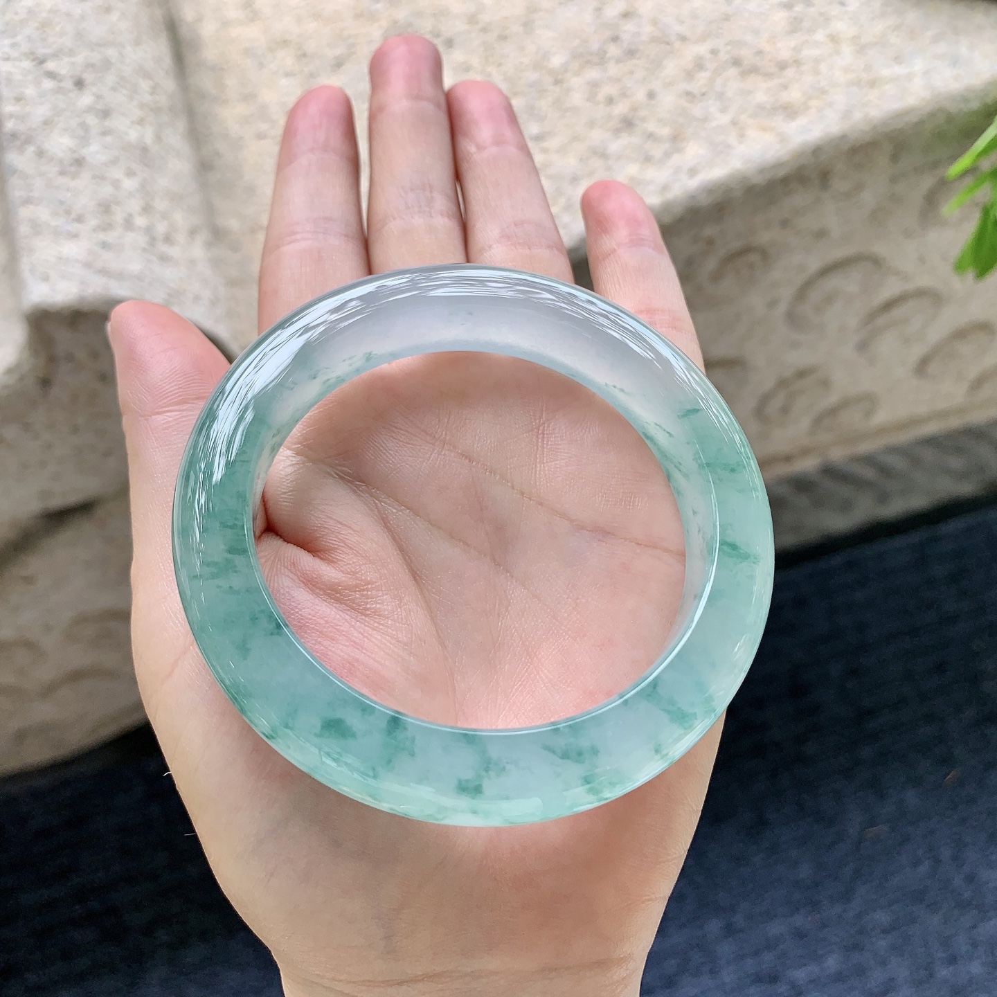正圈57 58，圈口58/12.7/10，编码A3090225，冰种飘花，清透，水润，种老，细腻，无