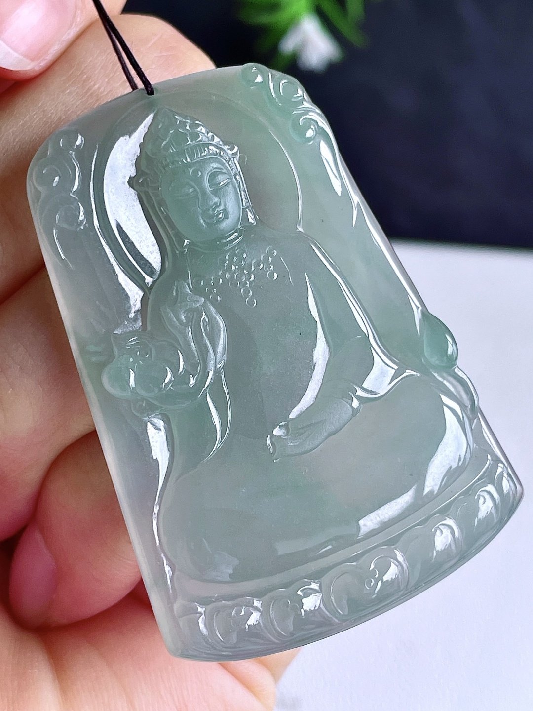 冰晴绿大势至菩萨持莲观音牌吊坠,性比高