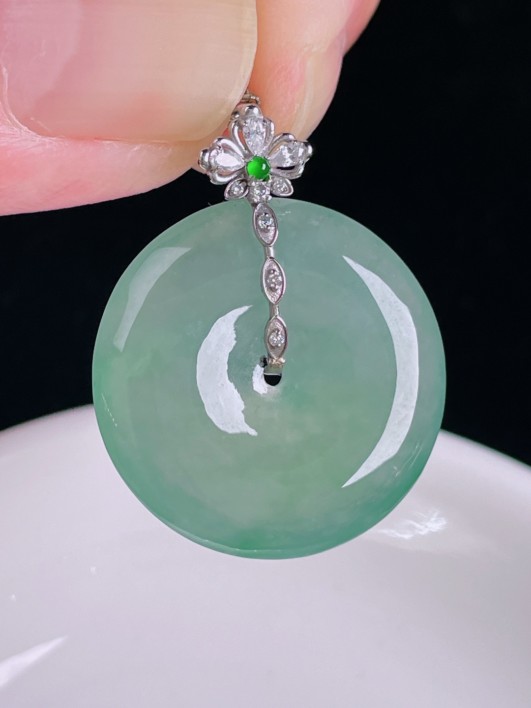 ️冰种平安扣，18k镶嵌，老种起光，细底通透，尺寸：30裸石24/4.4mm0901
