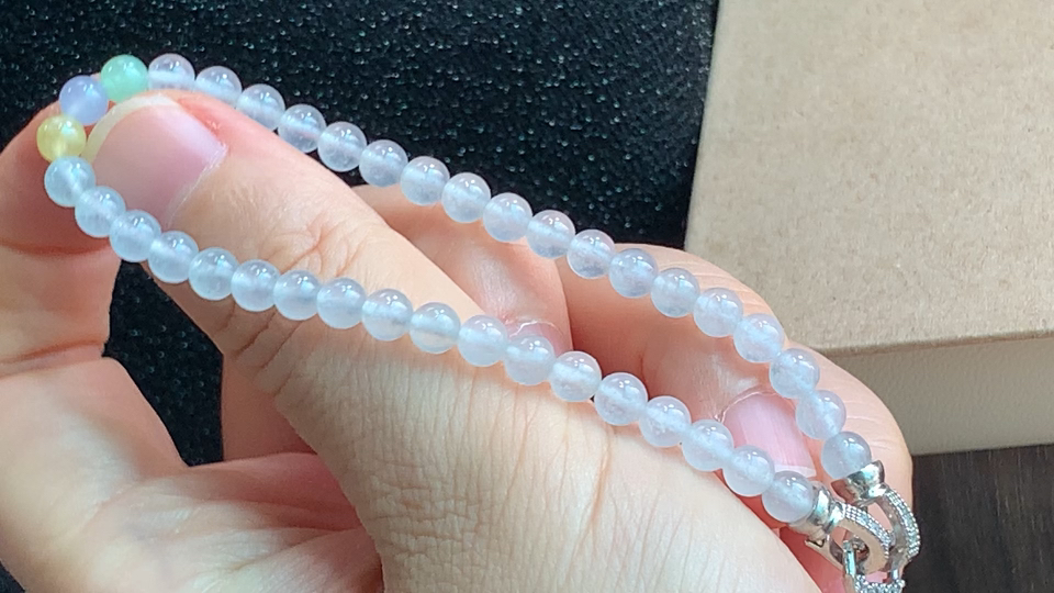 白冰手串，尺寸4.4mm，包A附证书