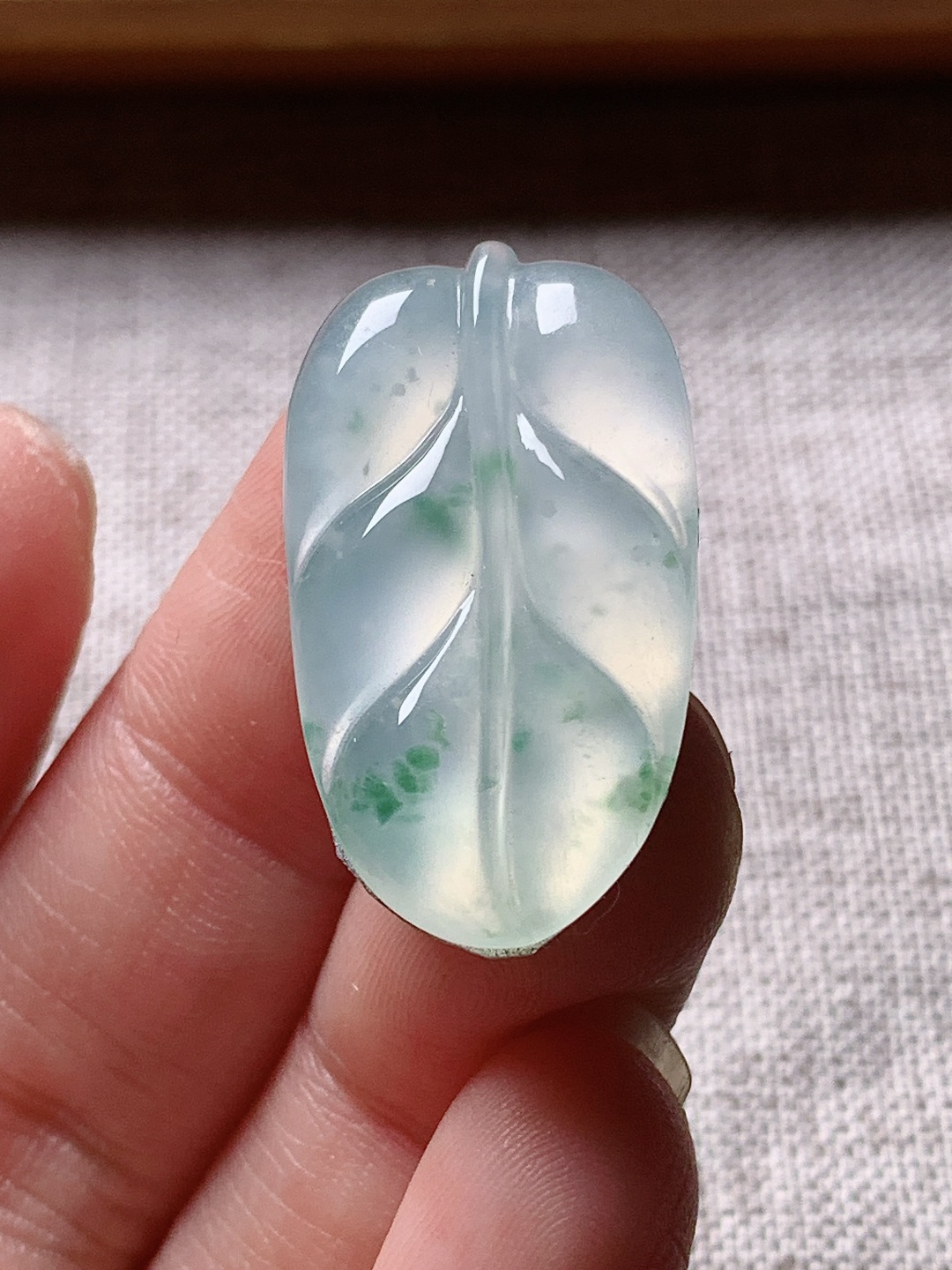 冰种飘花叶子，水润种老，0901 尺寸27.4*15.5*3.6