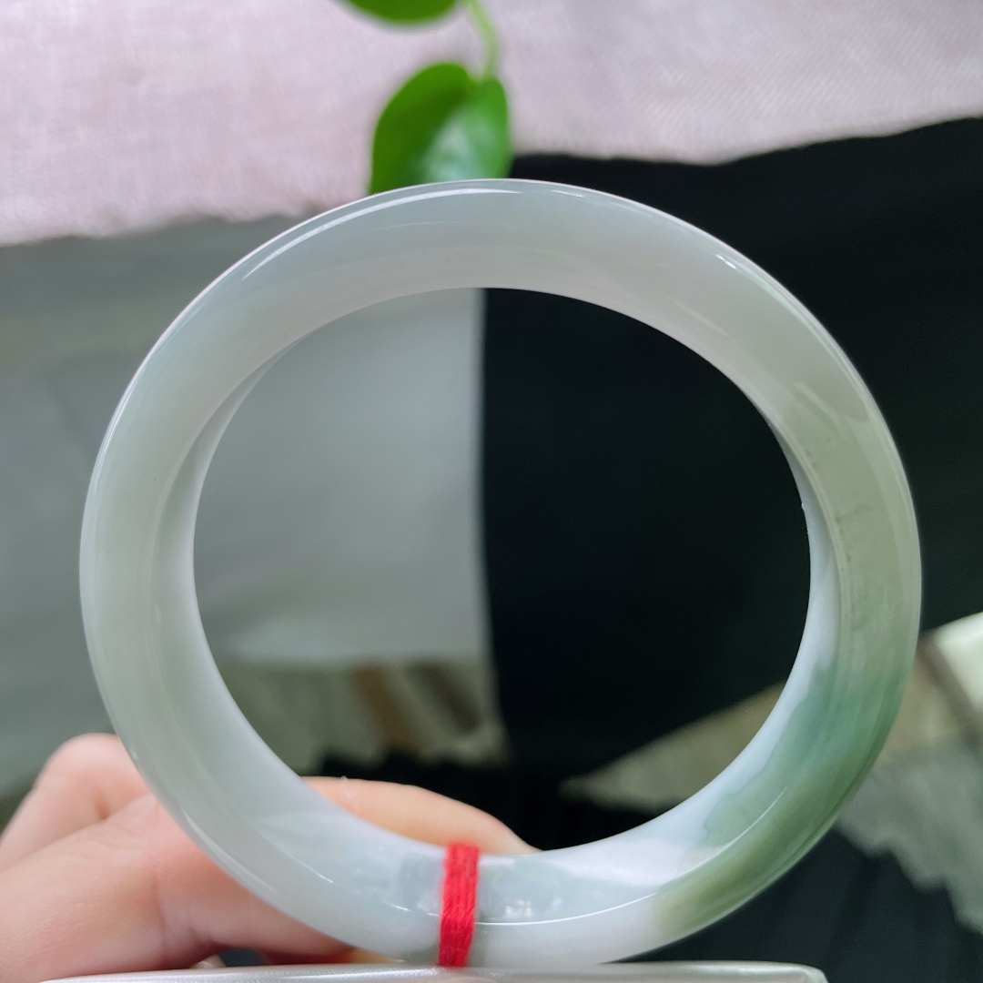 57.8/12.7/7.7，油绿正圈，白底作陪，双色分界明显，别有一番风味，无裂，ss54716a