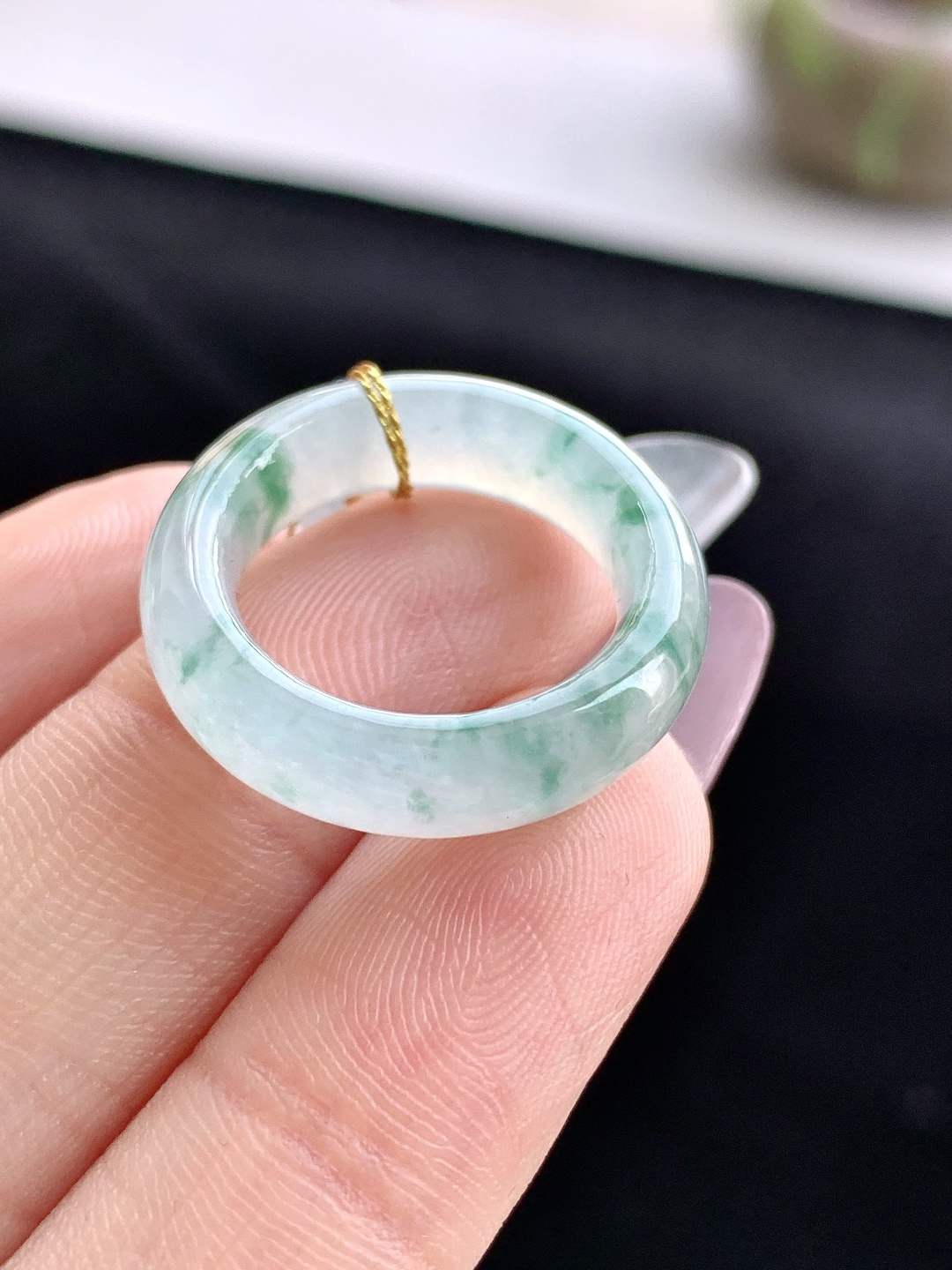 裸石冰飘绿花戒圈指环，性比高，飘花，尺寸5.7-4，圈口12号，重量3.9克
