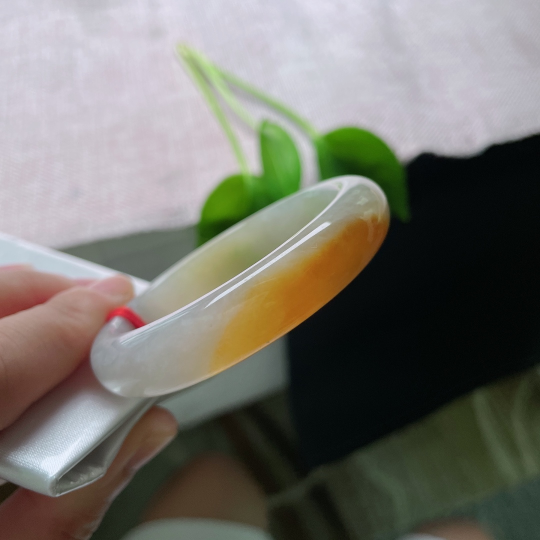 黄翡正圈，水润细腻，朝阳熔金，琥珀流光，落日晚霞意境感，无裂，ss56156a