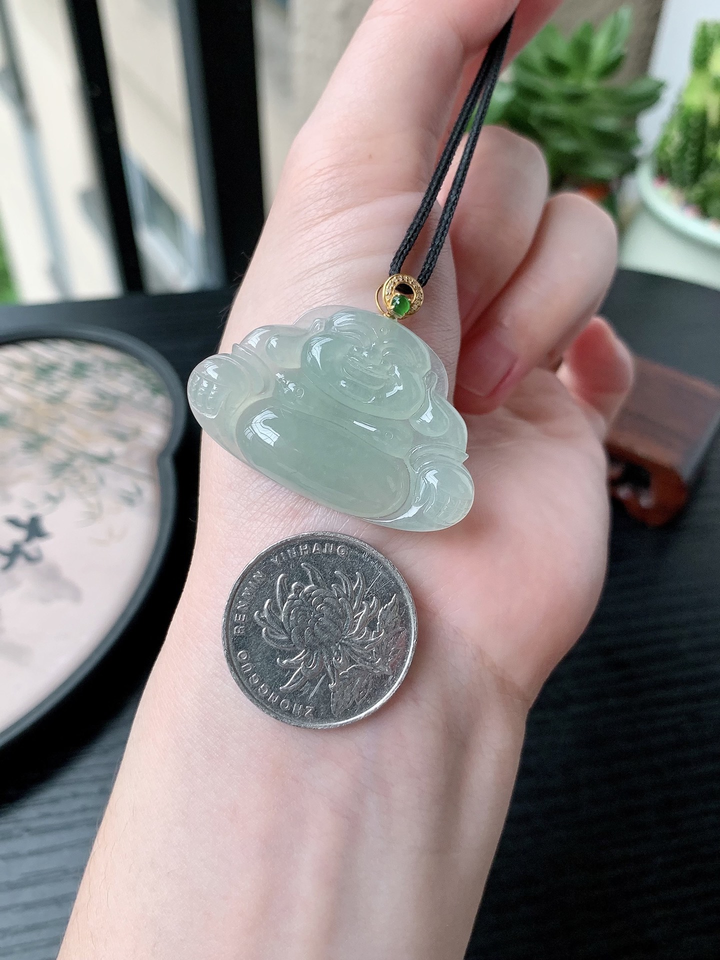 18k金镶嵌老坑冰种胶感一刀切晴水佛公吊坠,裸石尺寸:25.7-40.2-5.3mm