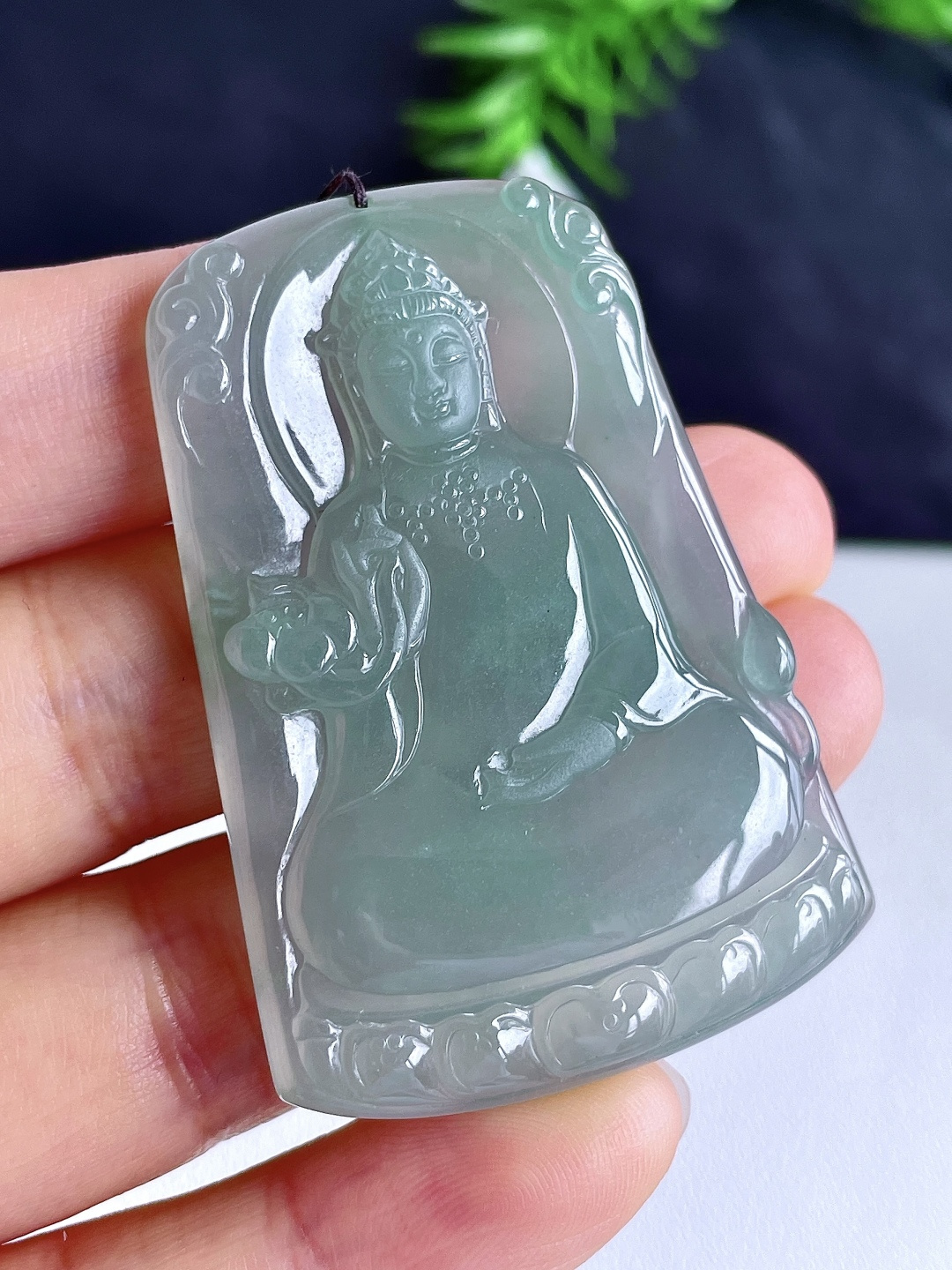 冰晴绿大势至菩萨持莲观音牌吊坠,性比高