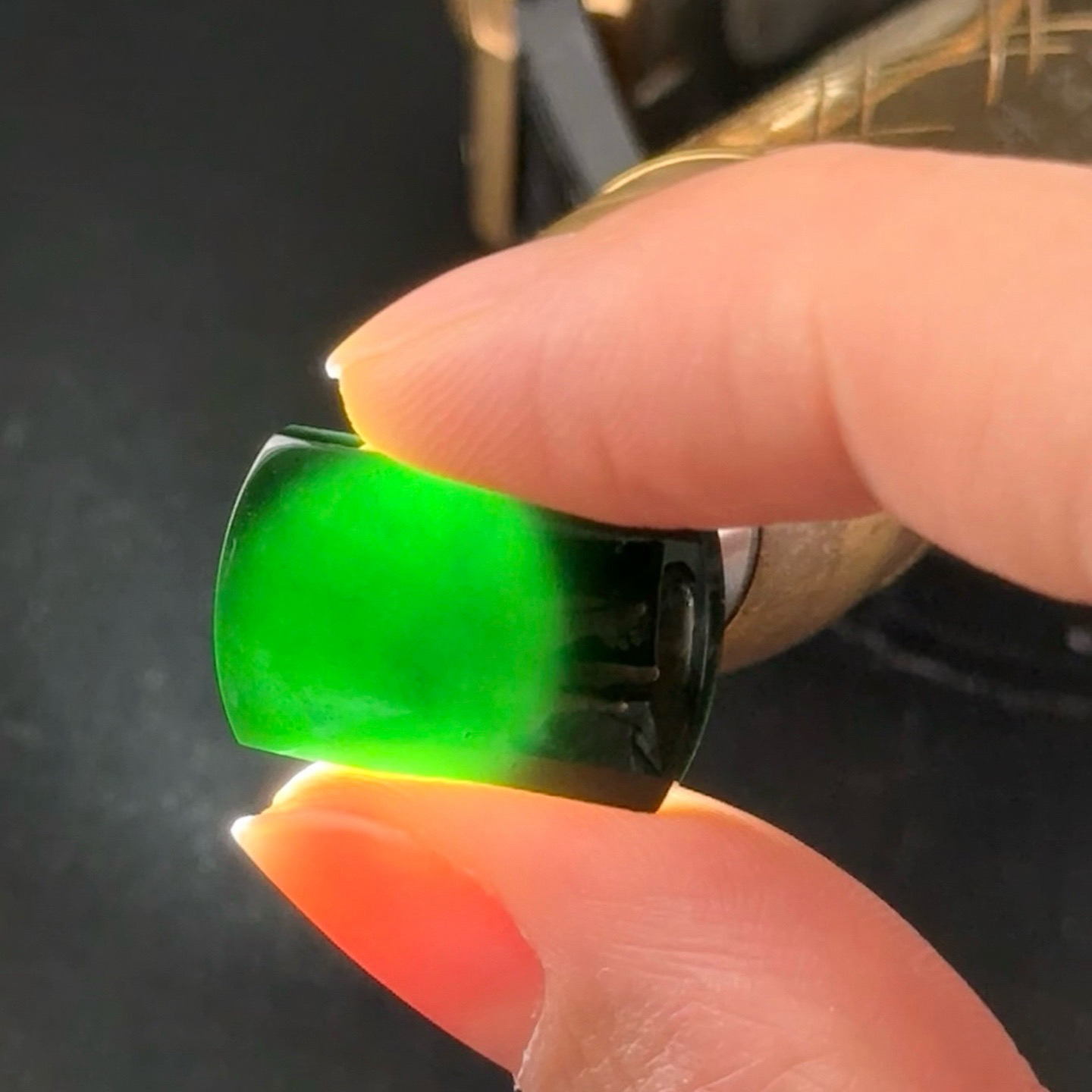 精品墨翠马鞍戒面 种好色正 黑度极好 打灯通透 油性十足  尺寸20