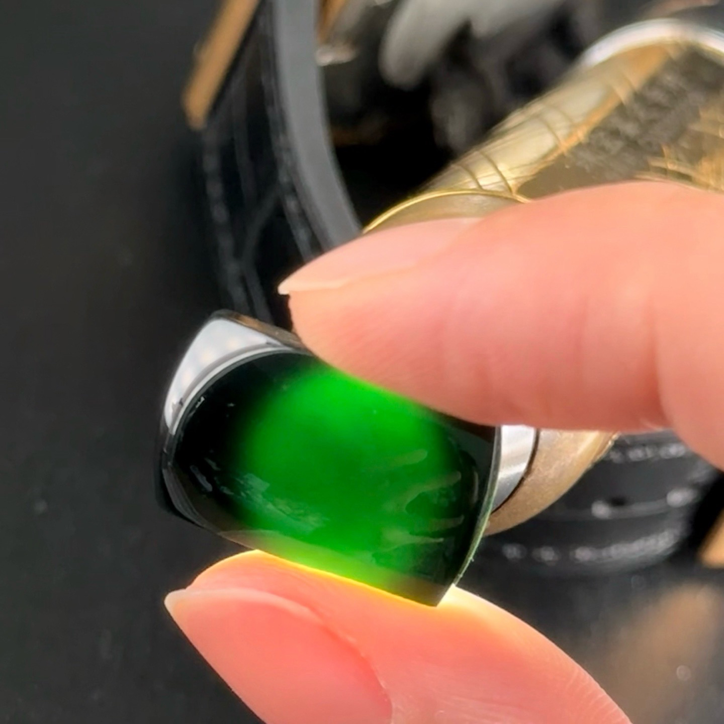 精品墨翠马鞍戒面 种好色正 黑度极好 打灯通透 油性十足  尺寸20mm